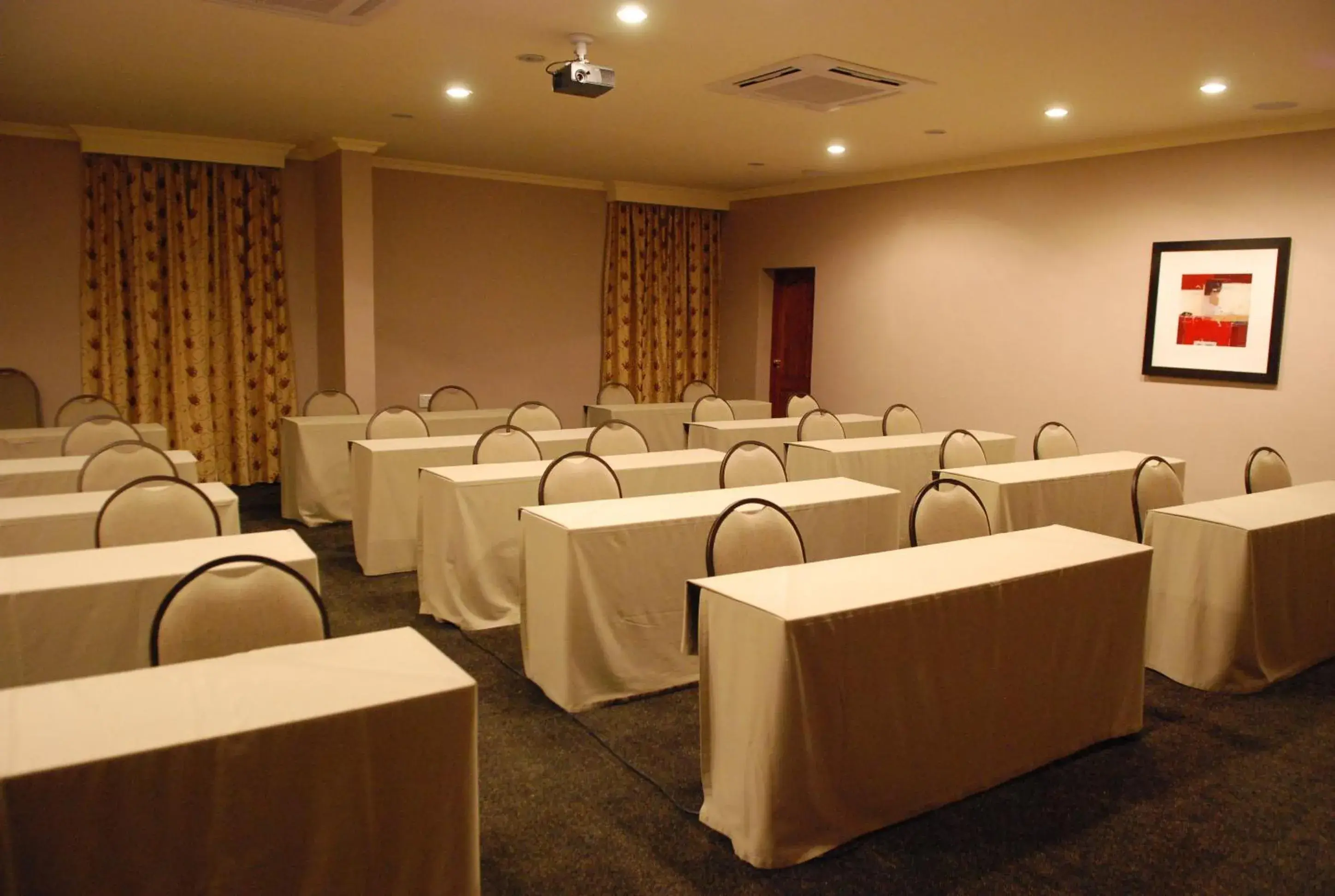 Banquet/Function facilities in Protea Hotel by Marriott Harrismith Montrose
