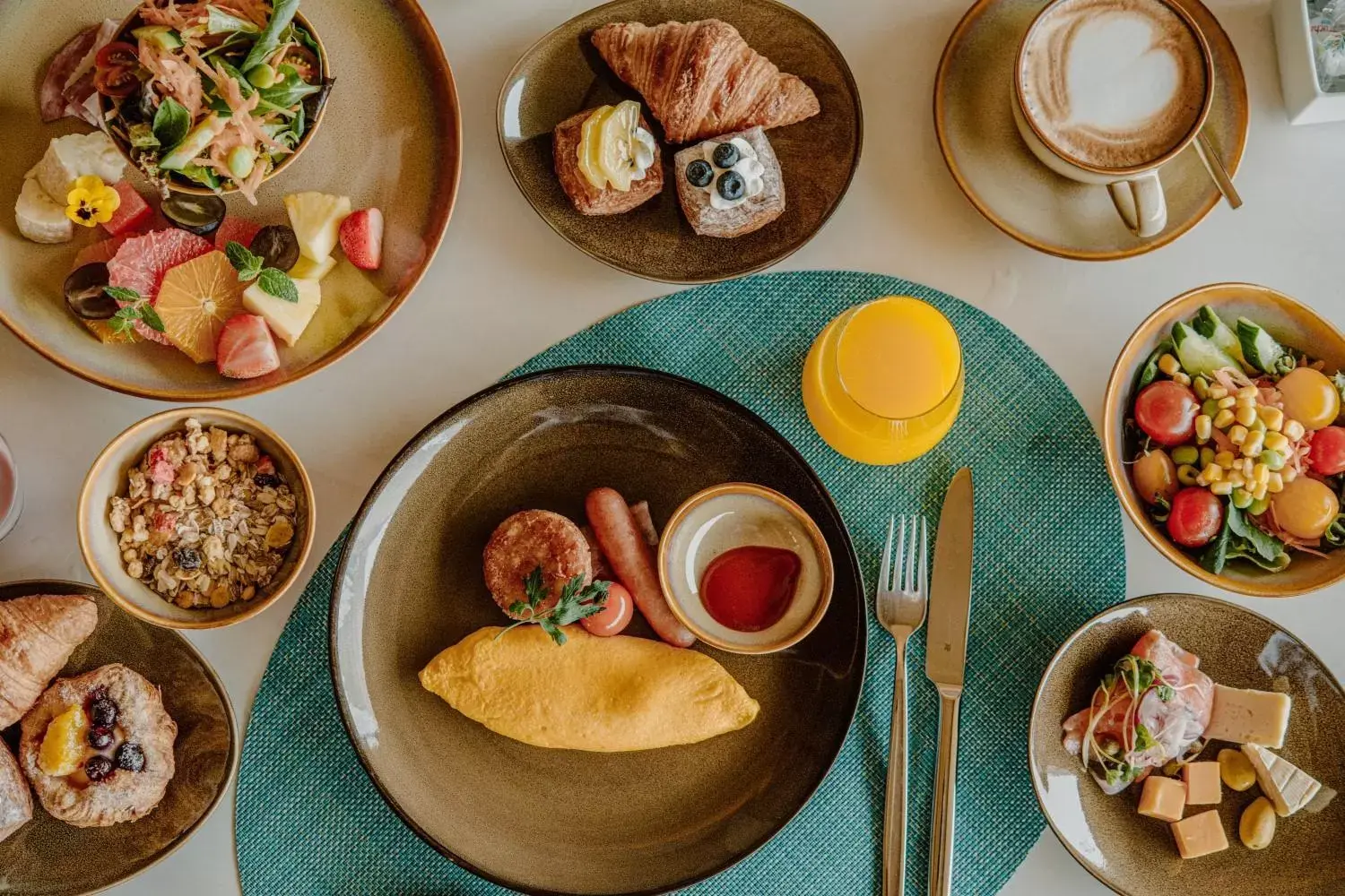 Restaurant/places to eat in ANA InterContinental Beppu Resort & Spa by IHG Restaurant/places to eat in ANA InterContinental Beppu Resort & Spa by IHG