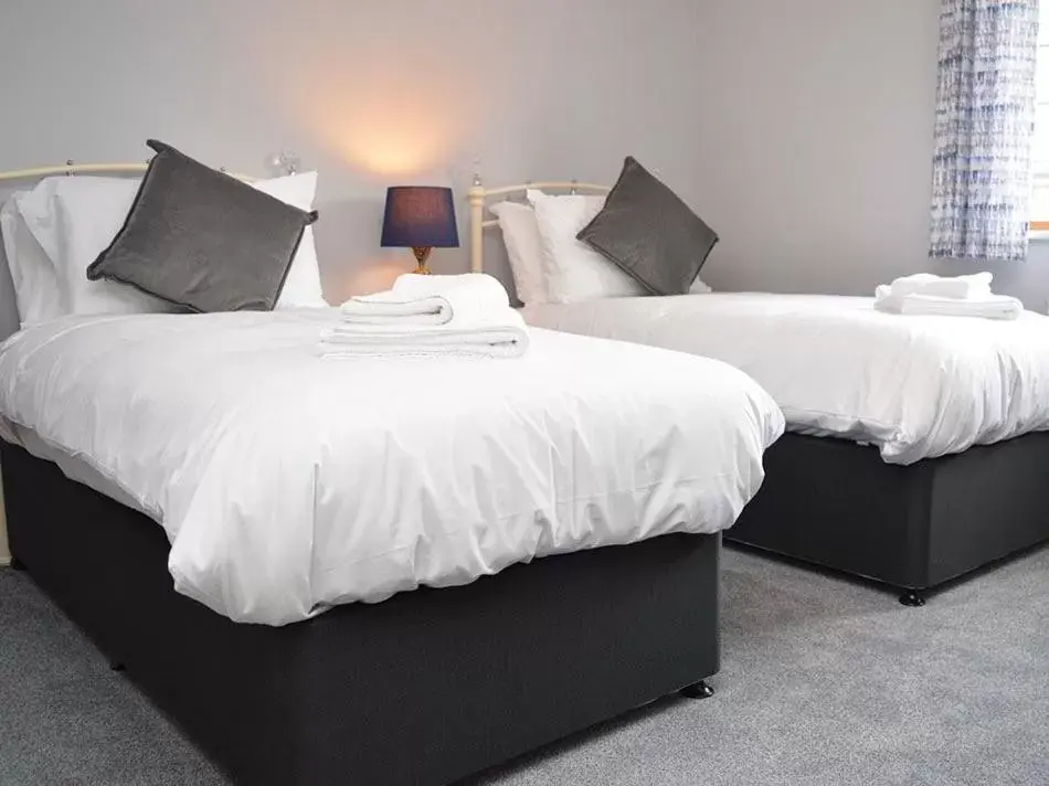 Deluxe Twin Room in The Dog & Crook Deluxe Twin Room in The Dog & Crook