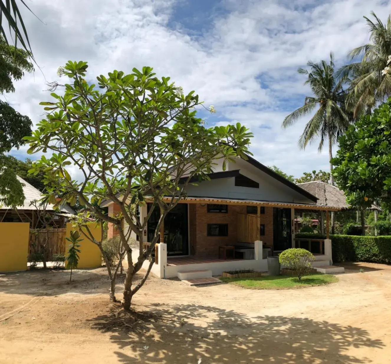 Property Building in Coco Lanta Resort - SHA Extra Plus