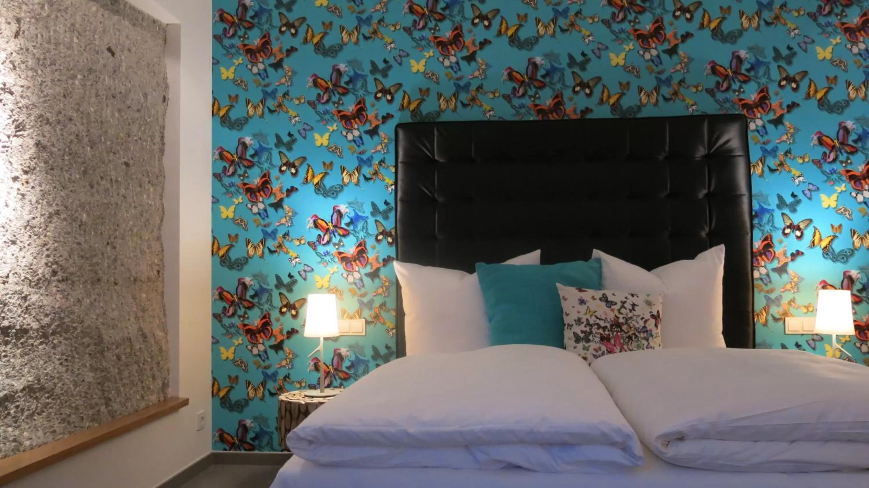 Bedroom, Bed in Hotel im Bunker