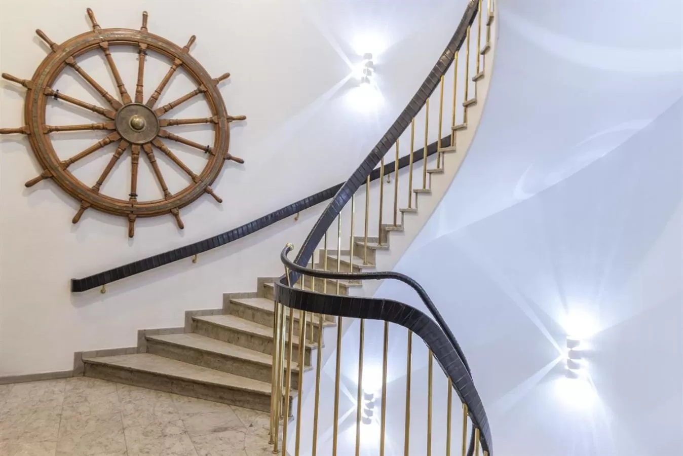 Lobby or reception in First Hotel Strand