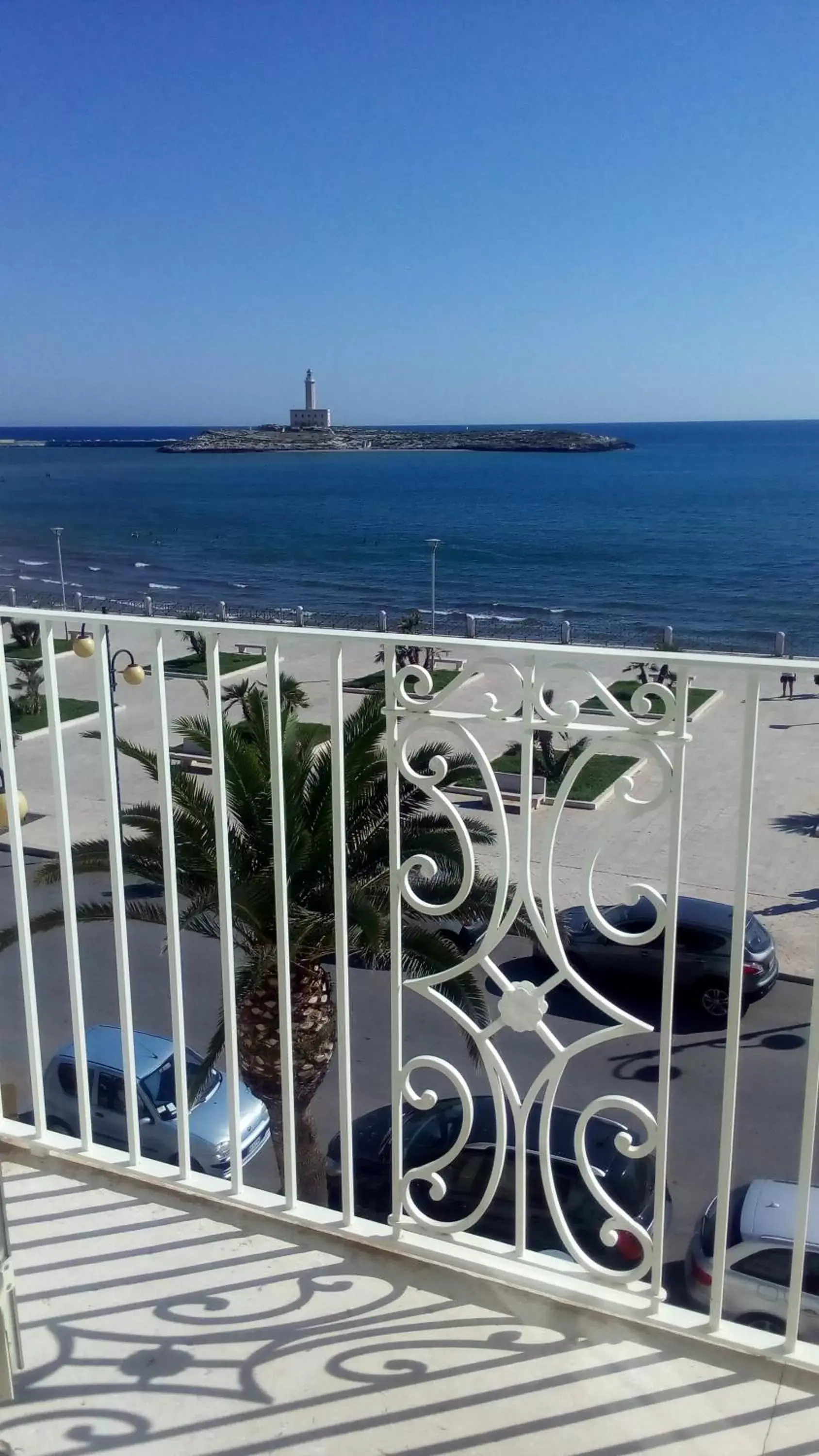 Communal lounge/ TV room, Balcony/Terrace in B&B Marina Piccola Communal lounge/ TV room, Balcony/Terrace in B&B Marina Piccola