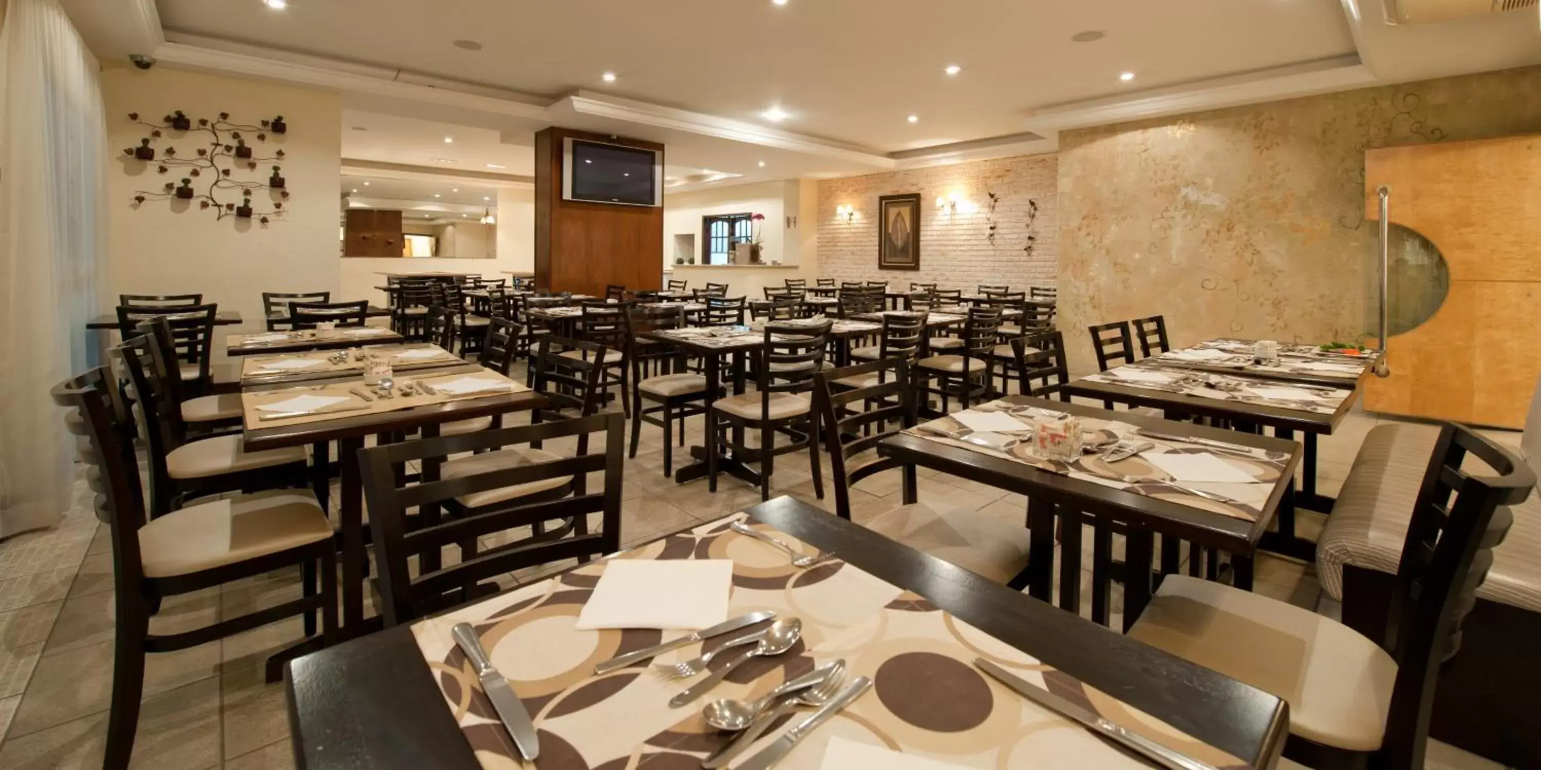 Restaurant/places to eat in Hotel Sequóia Alphaville Restaurant/places to eat in Hotel Sequóia Alphaville