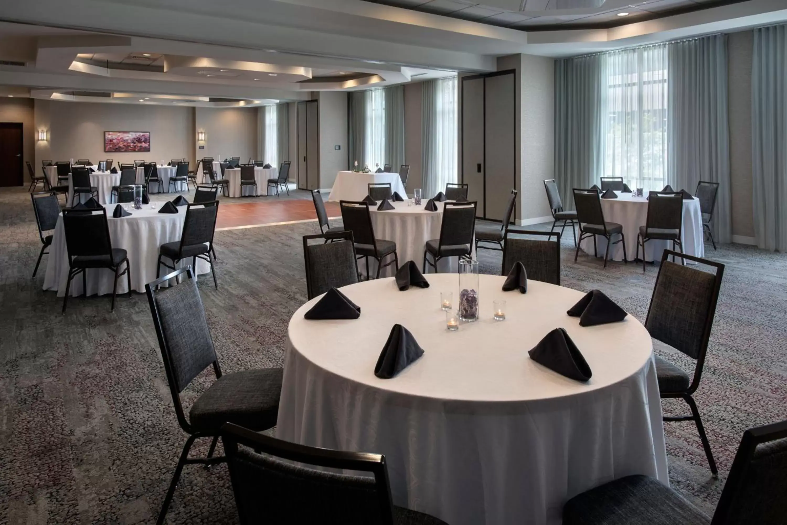 Meeting/conference room, Restaurant/Places to Eat in Courtyard by Marriott Gaithersburg Washingtonian Center