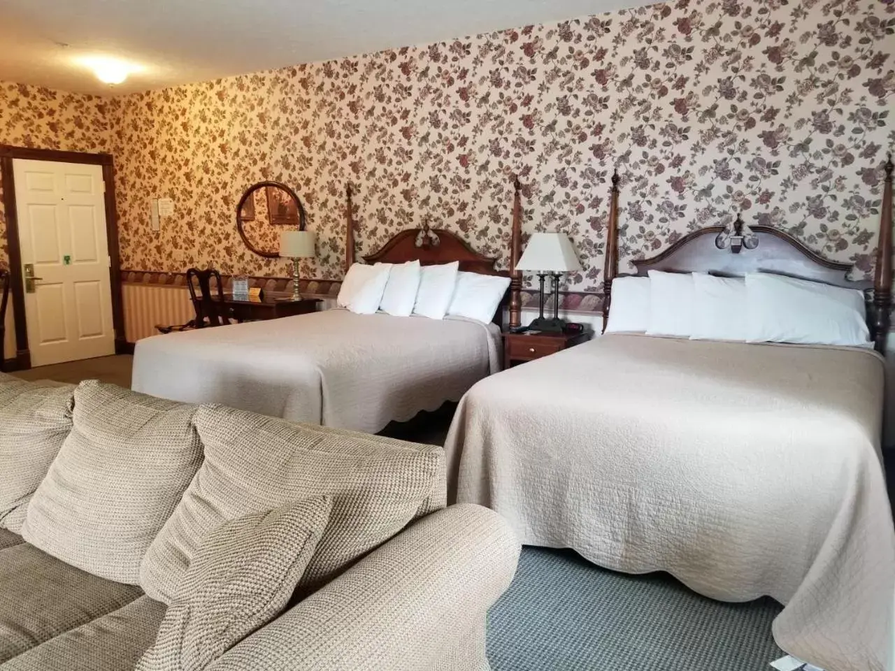 Bed in Inn at Amish Door