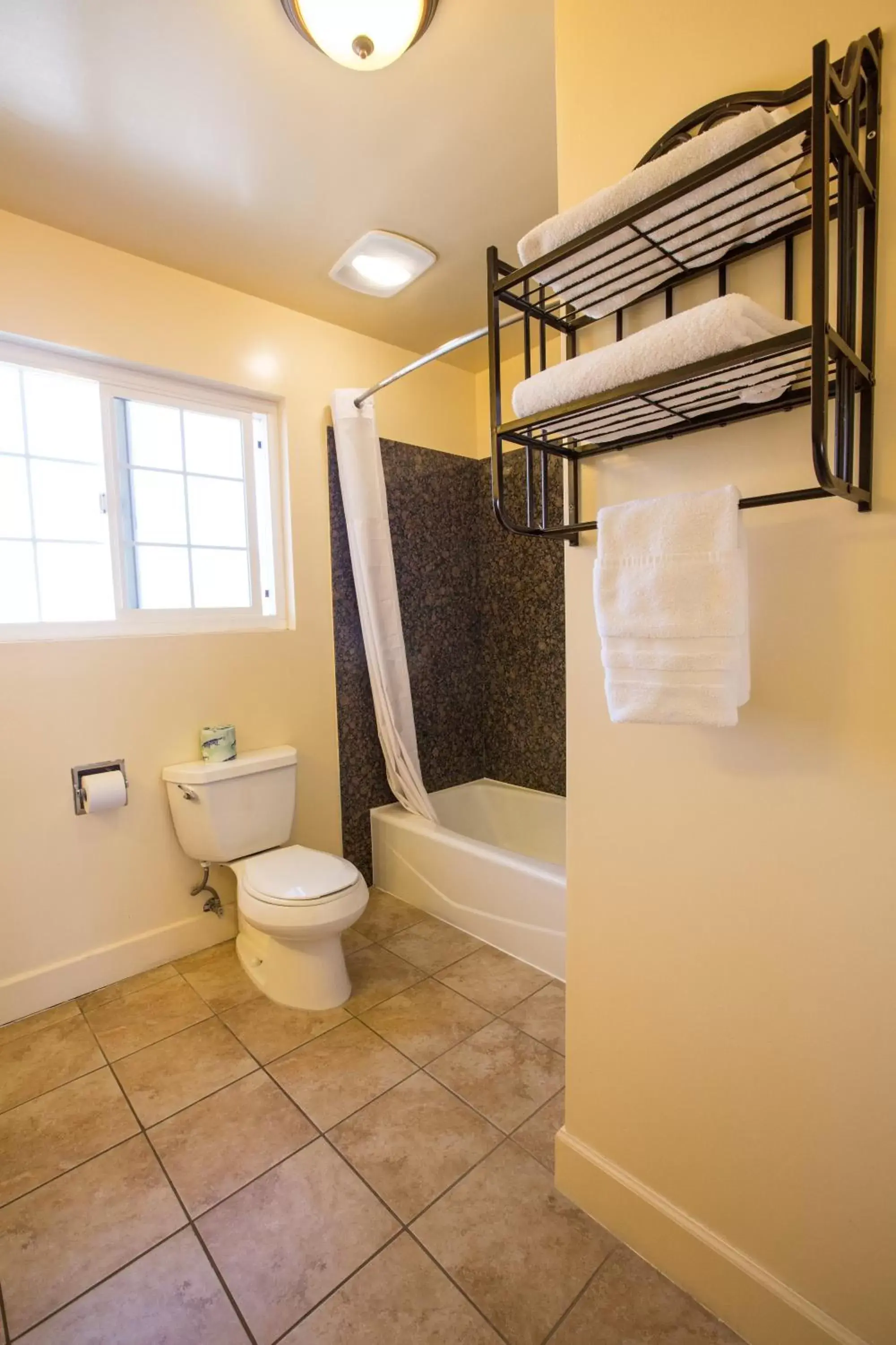 Bathroom in Beachwalker Inn & Suites