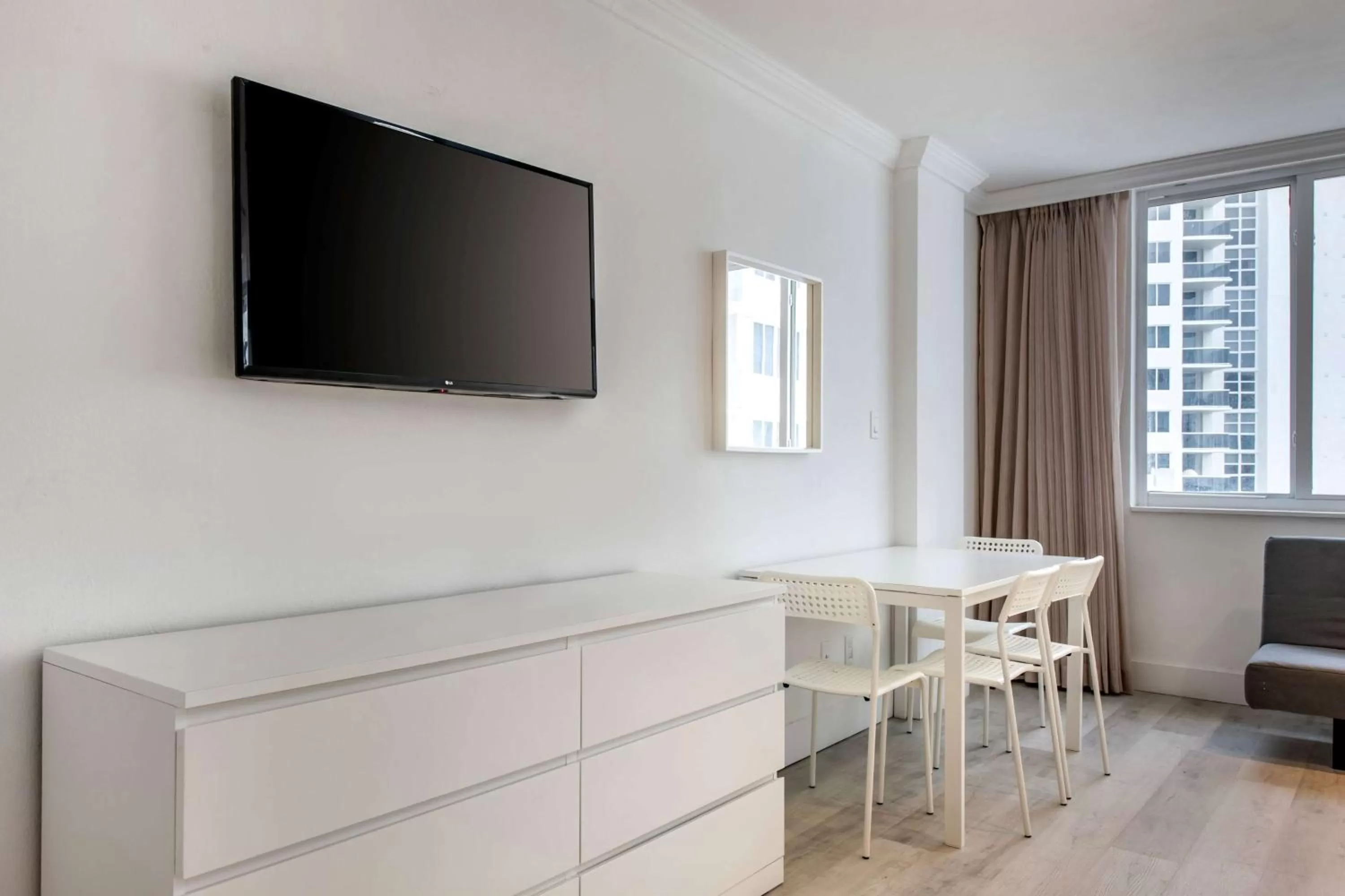 Photo of the whole room in Ramada Plaza by Wyndham Marco Polo Beach Resort