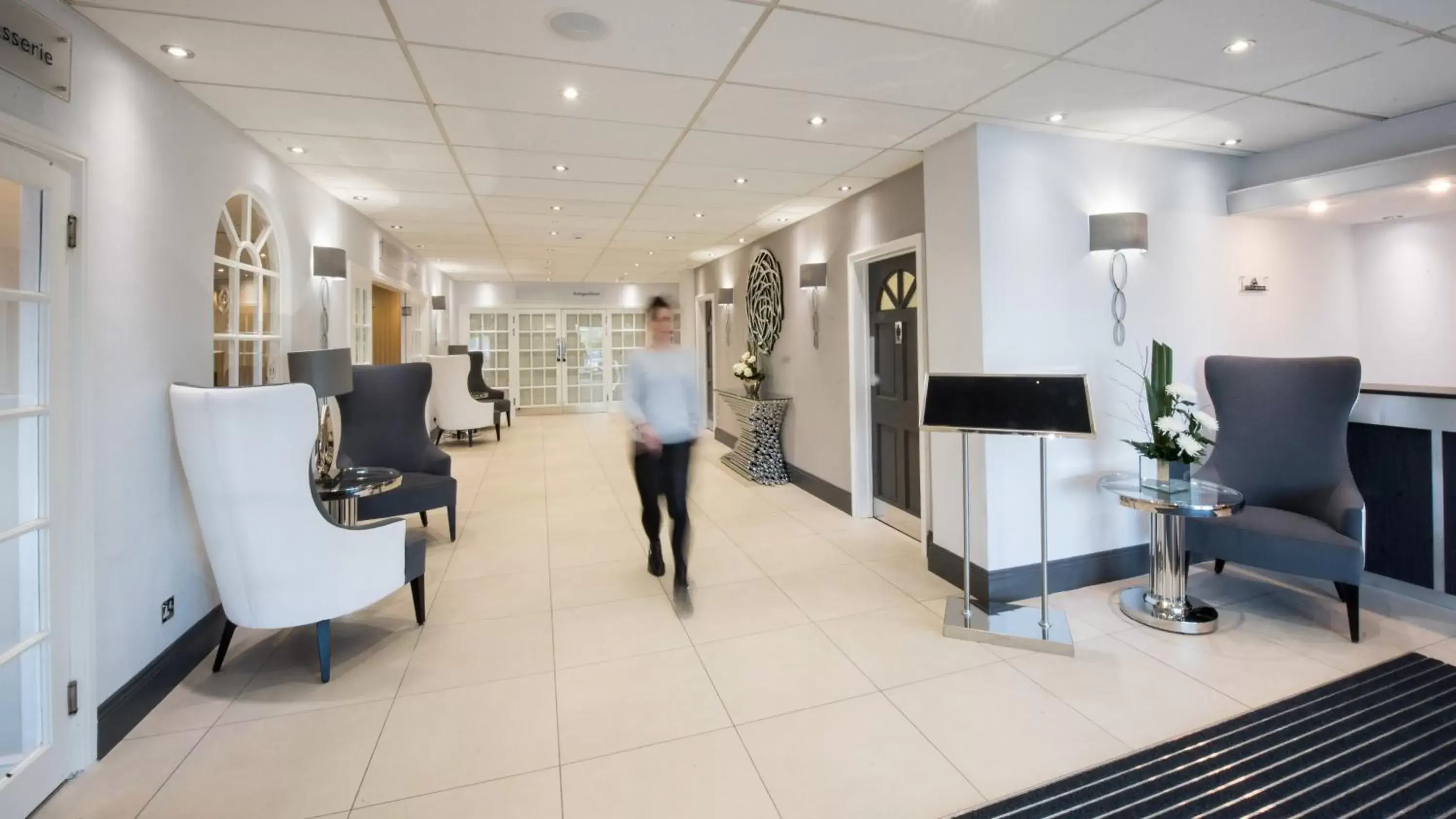 Lobby or reception, Fitness Center/Facilities in The Barnstaple Hotel