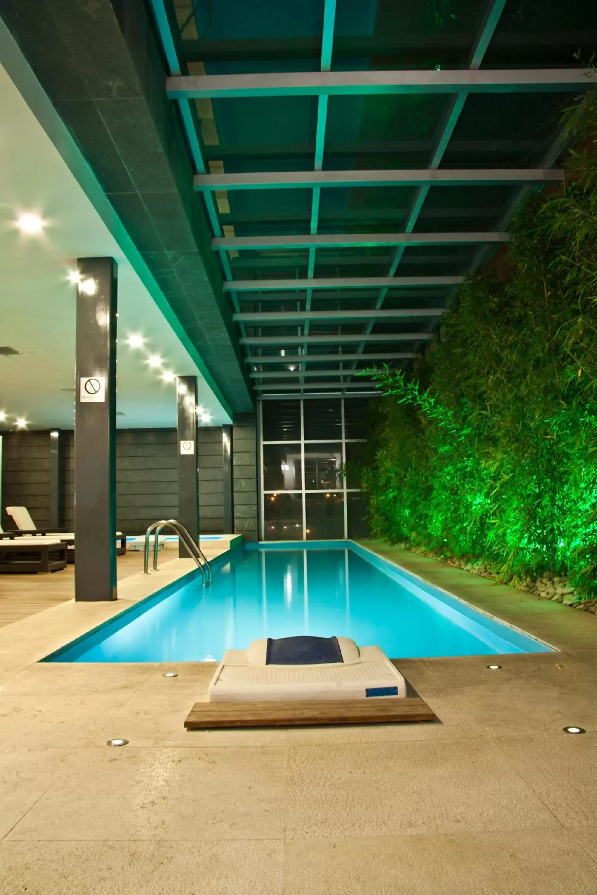 Swimming Pool in Casa Inn Premium Hotel Queretaro