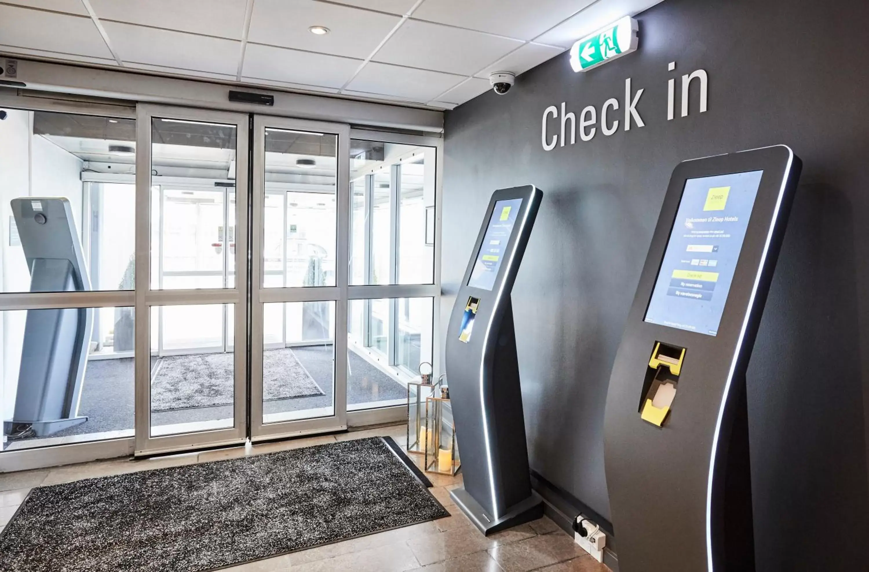 Lobby or reception in Zleep Hotel Aarhus Viby