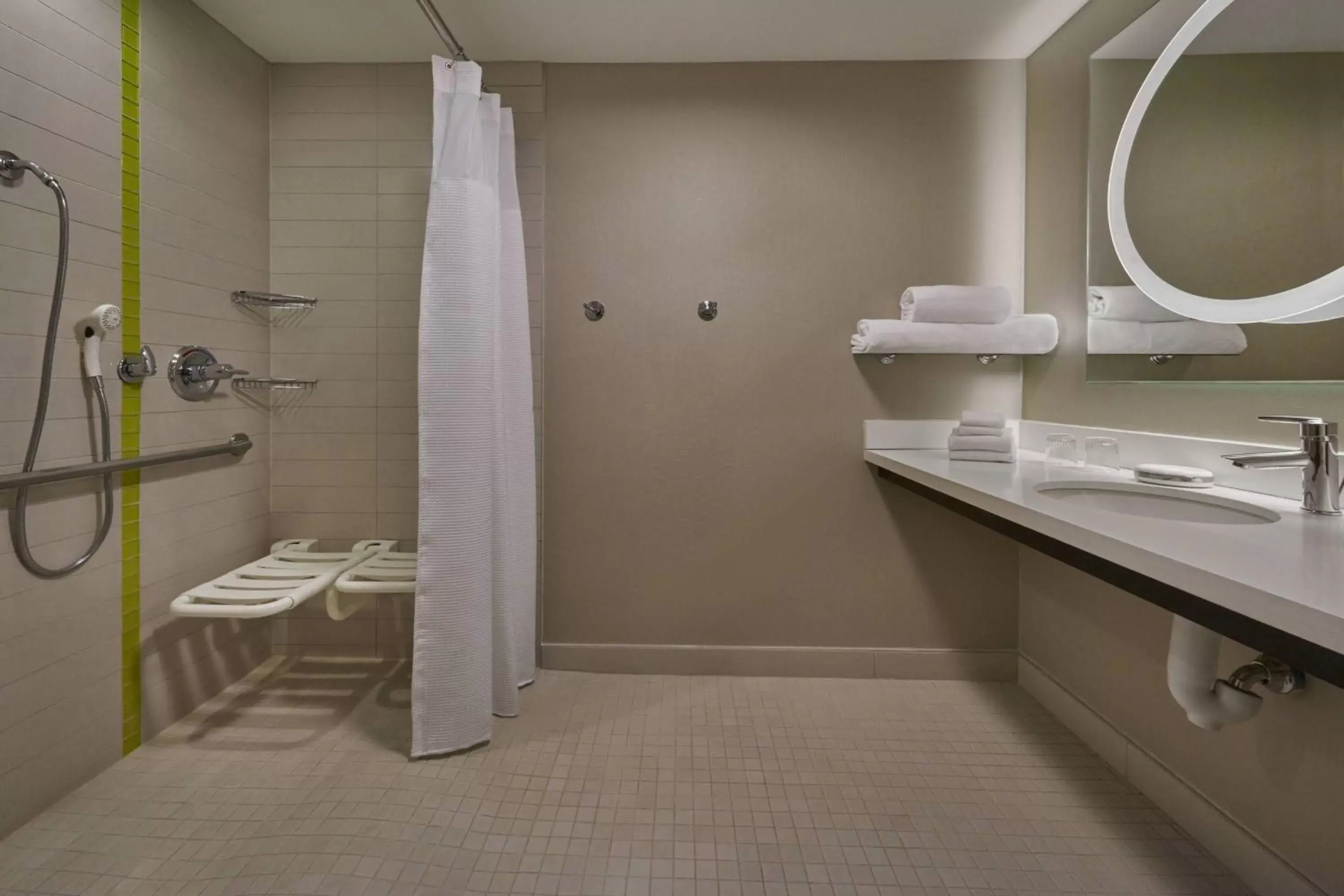 Bathroom in SpringHill Suites by Marriott Toronto Vaughan