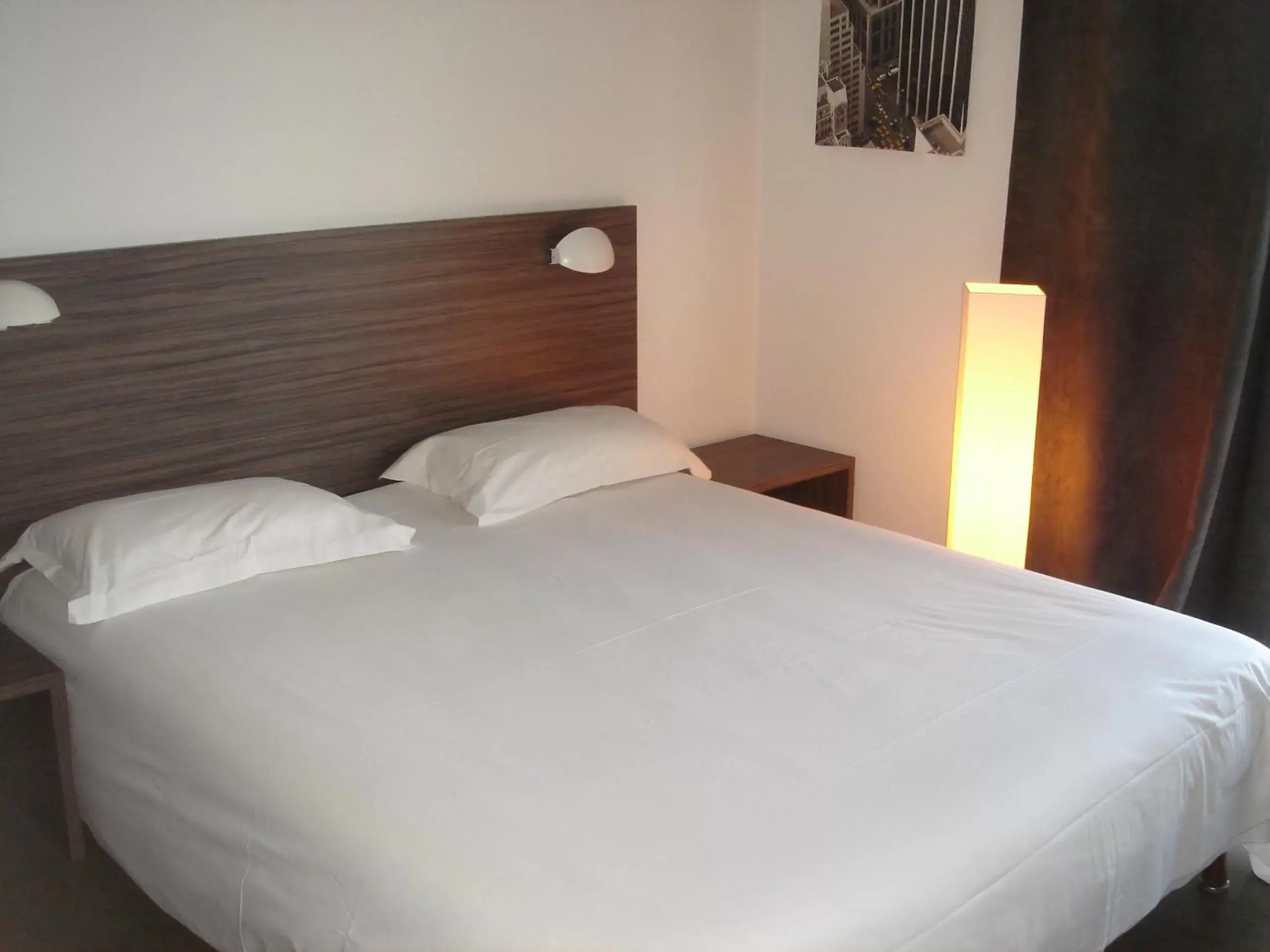 Bedroom, Bed in Appart’hôtel Hevea