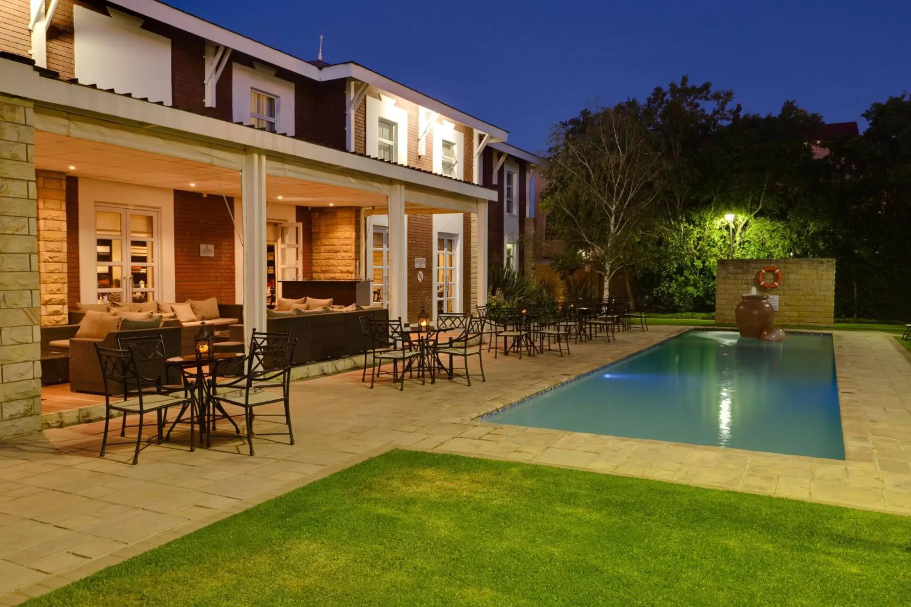 Swimming Pool in Protea Hotel by Marriott Bloemfontein