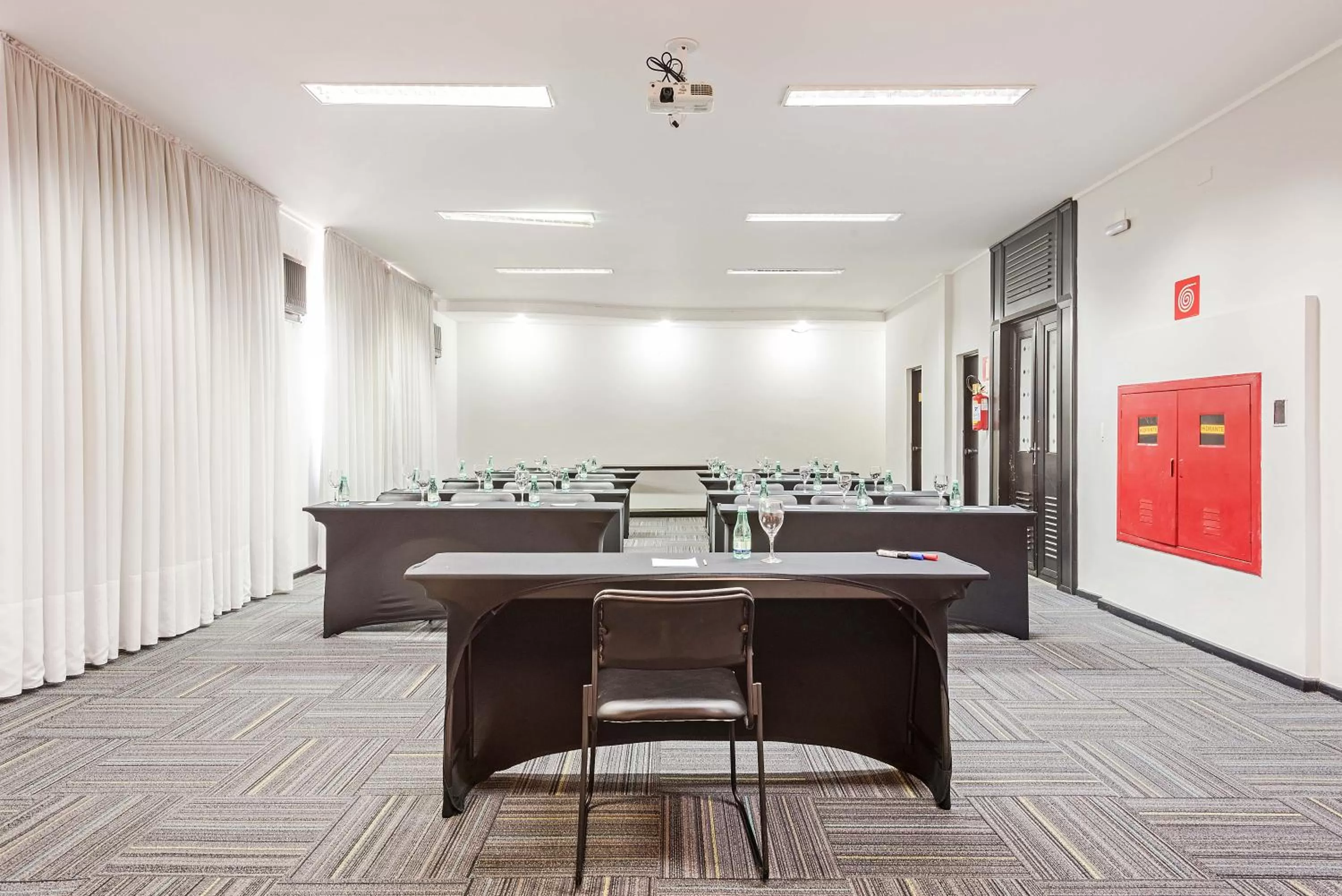 Business facilities in Rede Andrade Braz