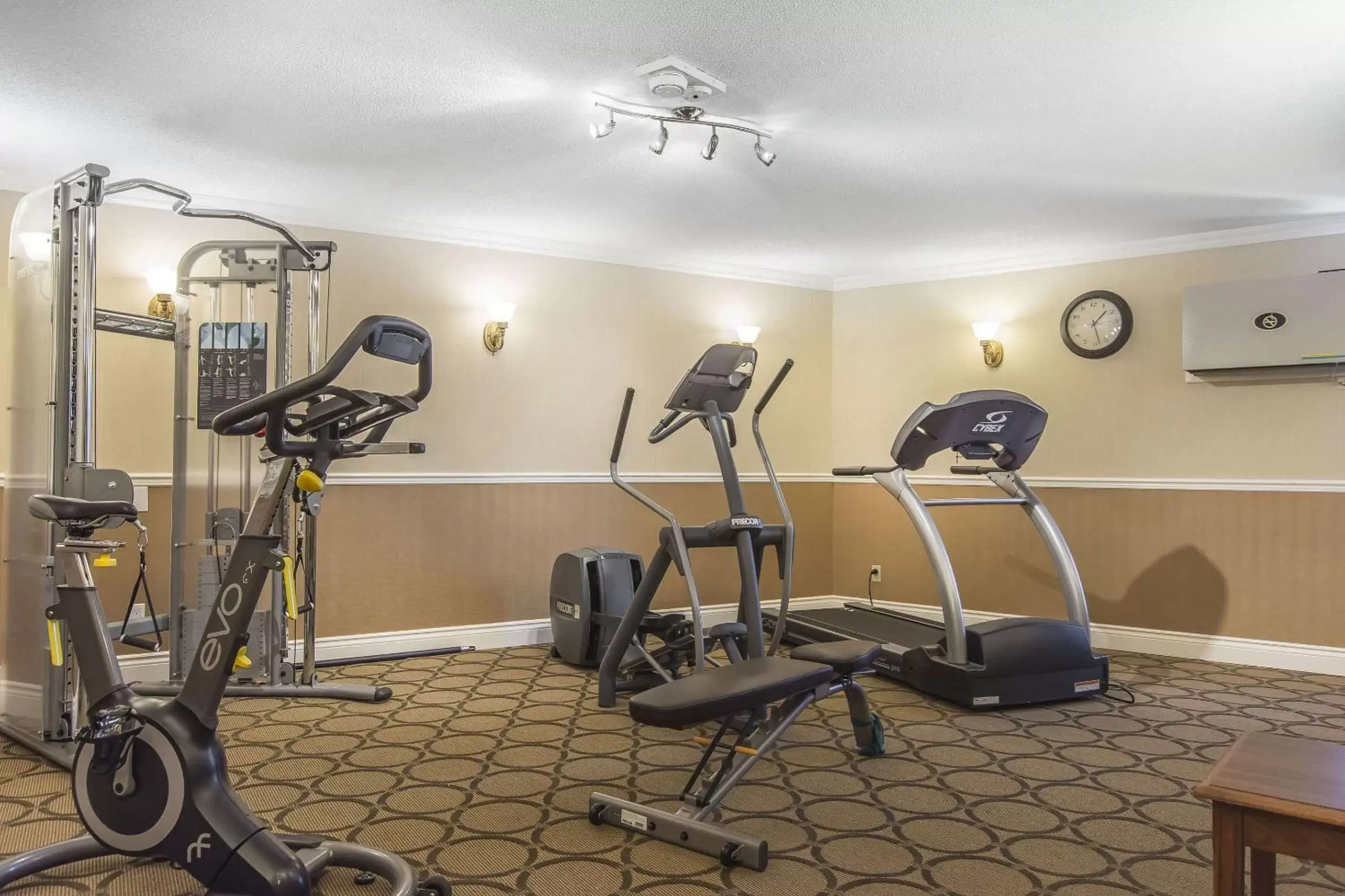 Fitness centre/facilities, Fitness Center/Facilities in Comfort Inn Kapuskasing