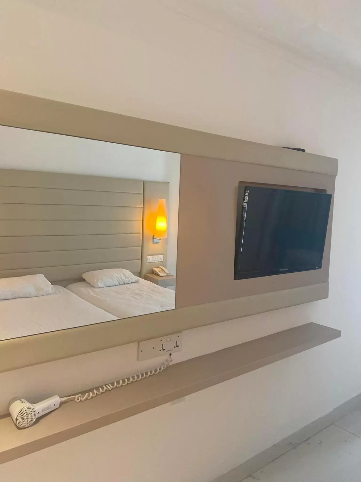 Bed, TV/Entertainment Center in Tsokkos Protaras Beach Hotel