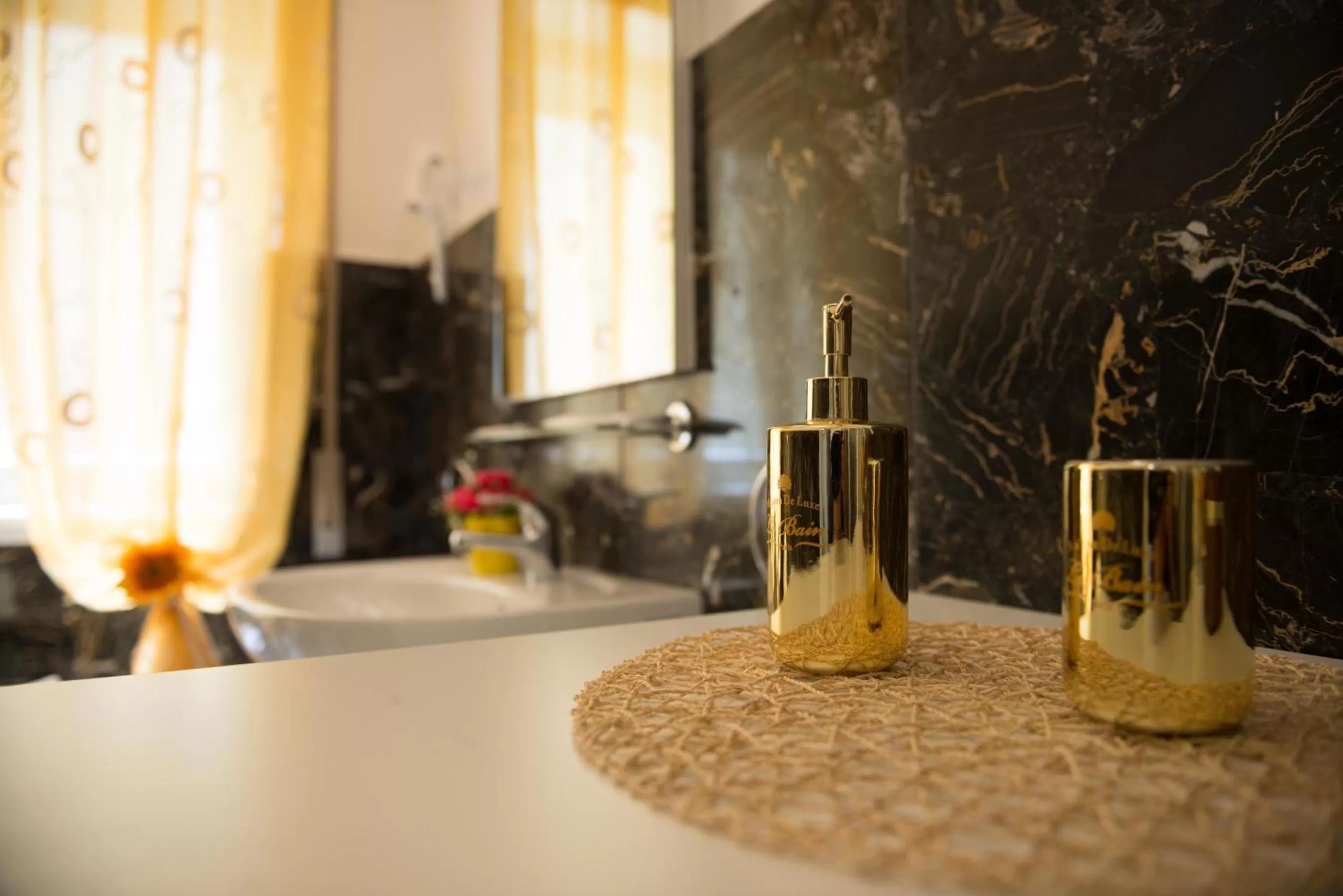 Shower in Authentic Sweet Home