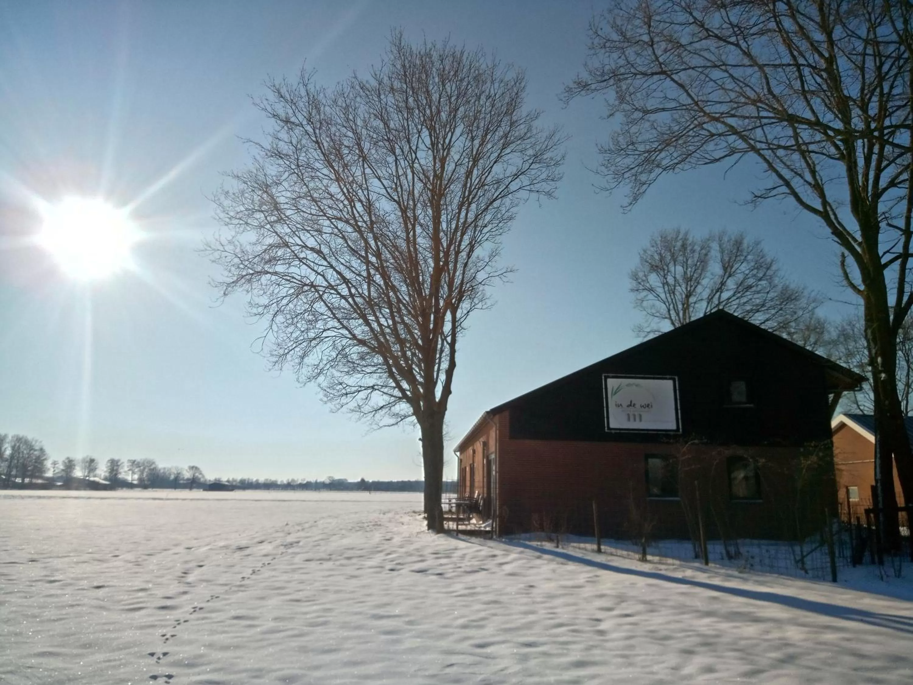 Property building, Winter in B&B In de Wei