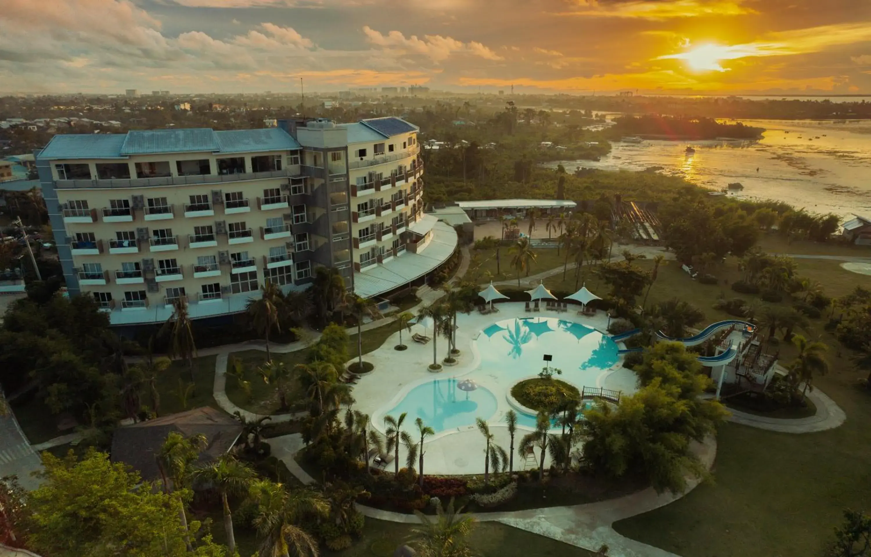 Property building, Bird's-eye View in Solea Seaview Resort