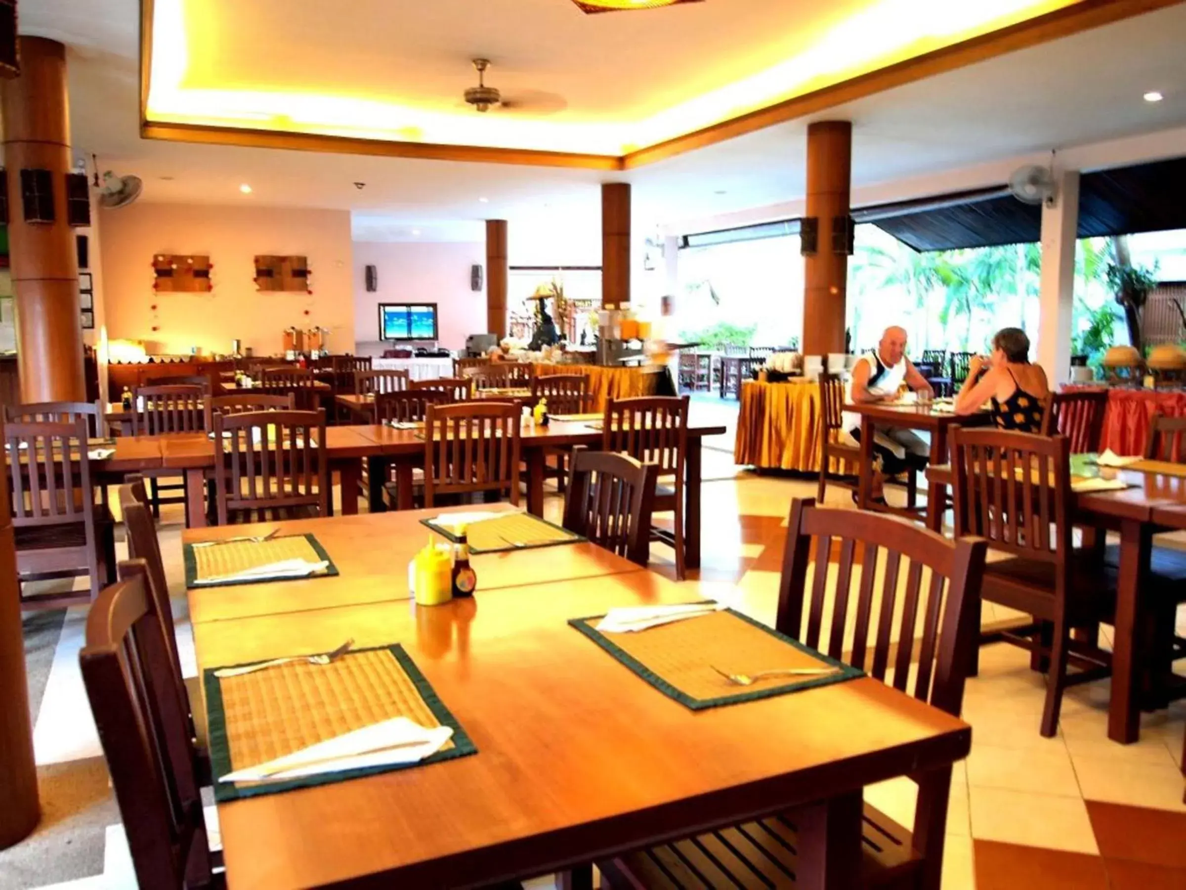 Restaurant/places to eat in Fanari Khaolak Resort - Courtyard SHA Extra Plus Restaurant/places to eat in Fanari Khaolak Resort - Courtyard SHA Extra Plus