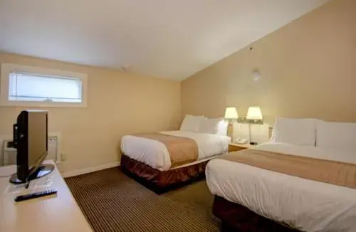 Bed in Seacastles Resort