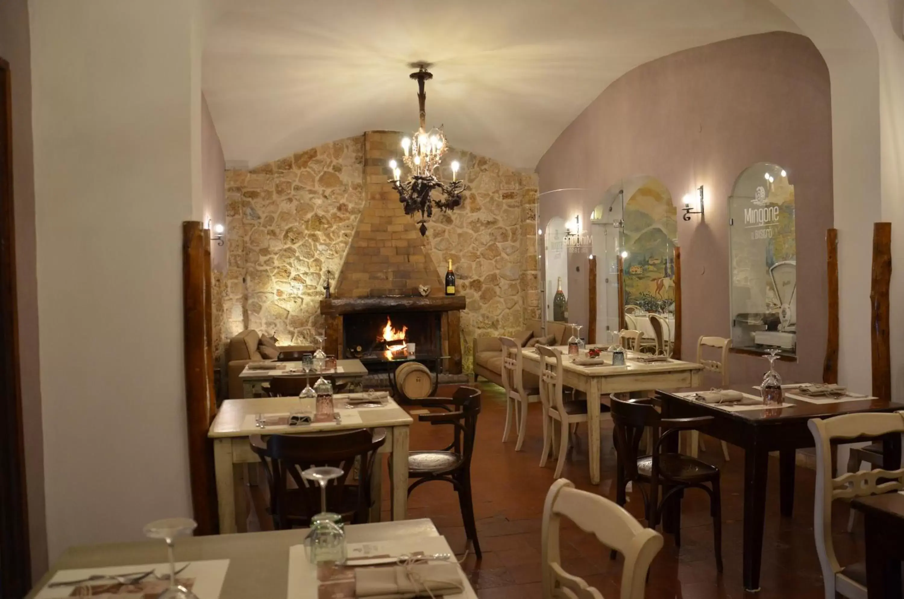 Restaurant/Places to Eat in Albergo Mingone
