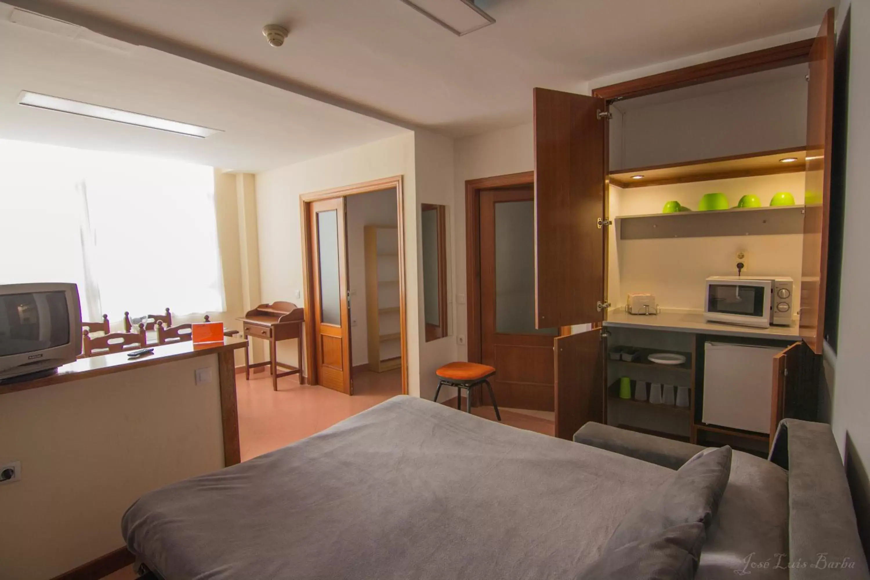 One-Bedroom Apartment with Sofa Bed in Hospedería Hotel Don Quijote