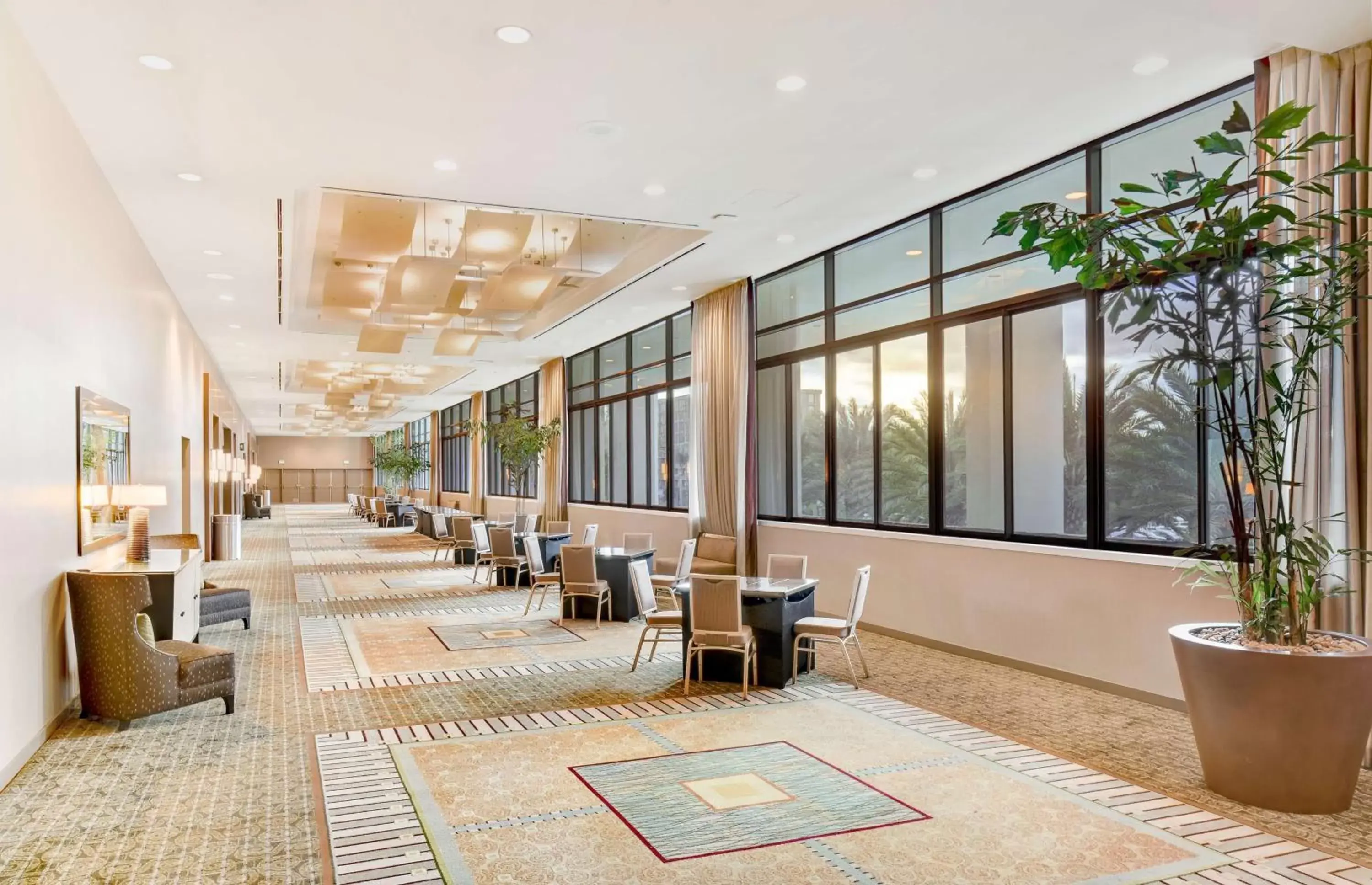Meeting/conference room, Lobby/Reception in Hilton Anaheim