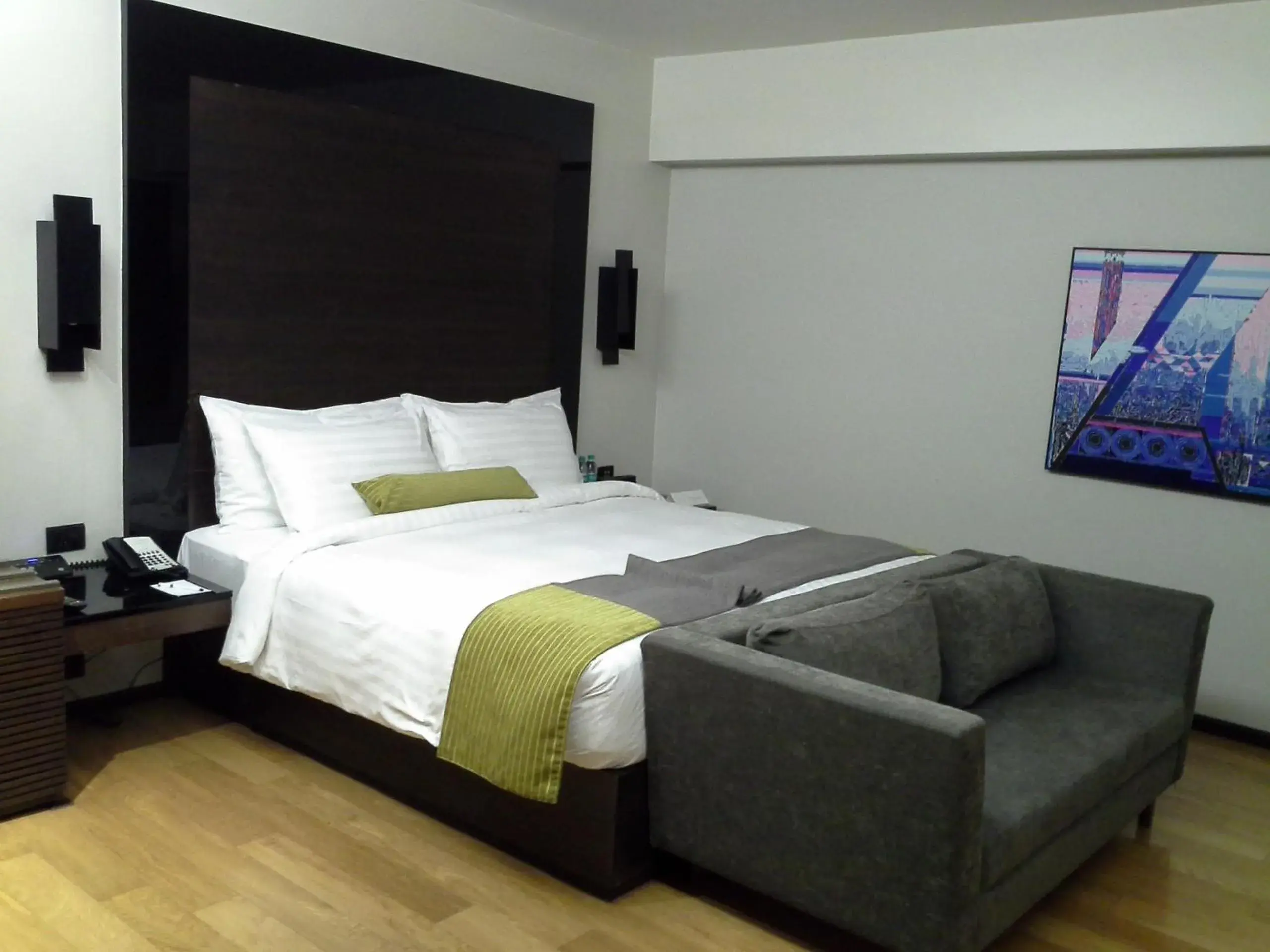 Photo of the whole room, Bed in Svenska Design Hotel
