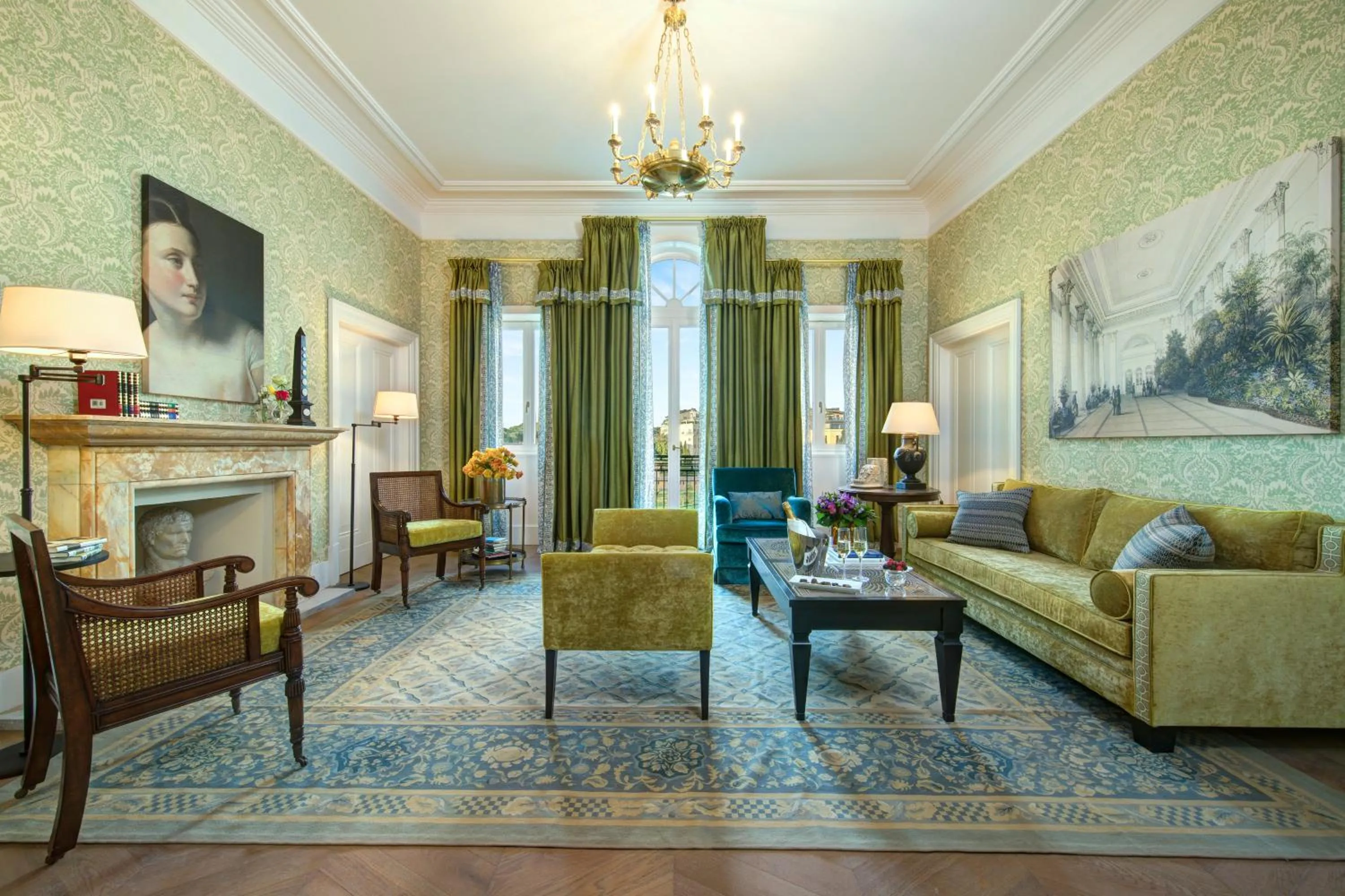 Living room in Rocco Forte Hotel De La Ville