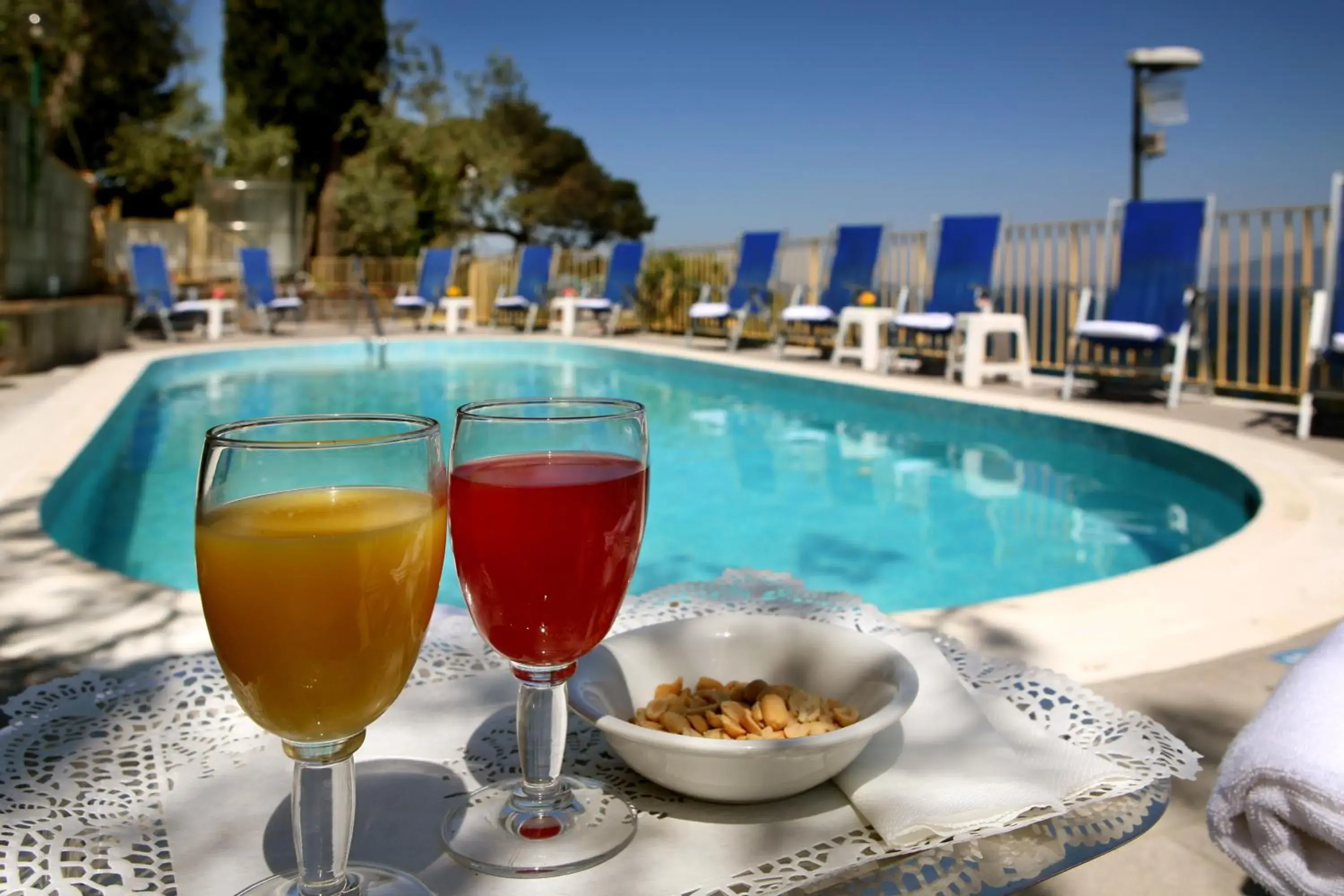 Swimming pool in Hotel Miramare Swimming pool in Hotel Miramare