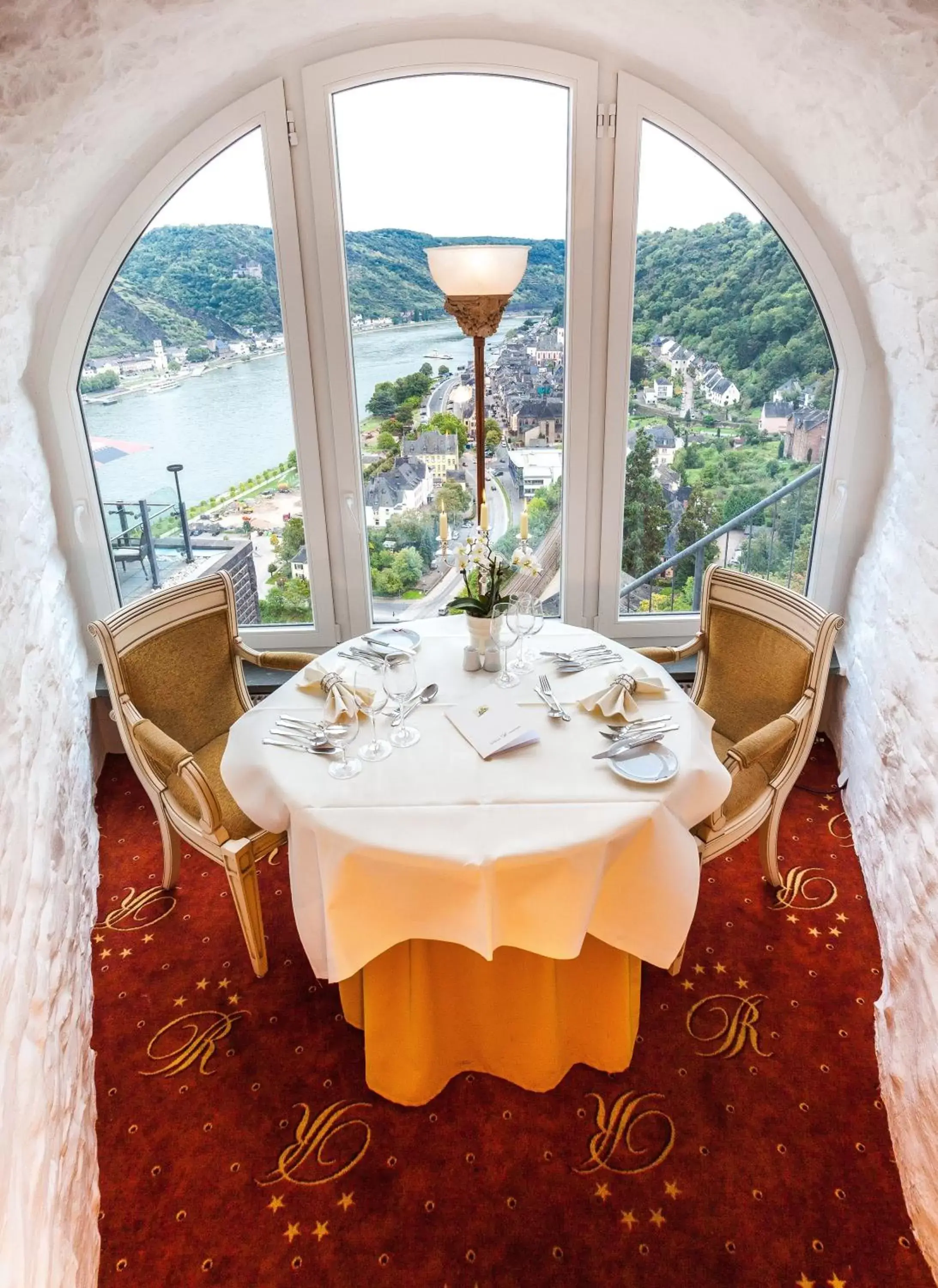 Restaurant/places to eat in Hotel Schloss Rheinfels