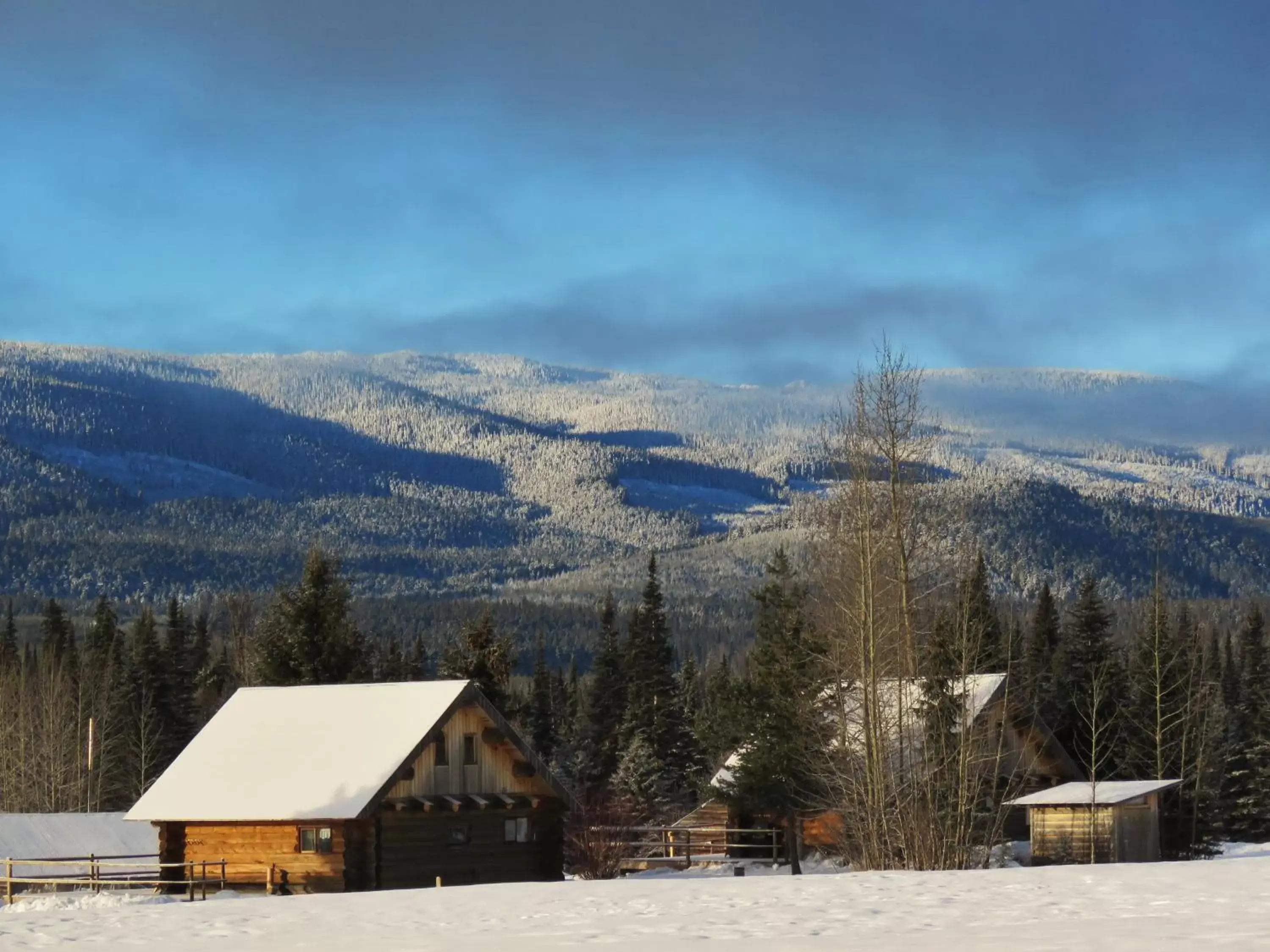 Mountain view, Winter in Rocky Ridge Resort-BC