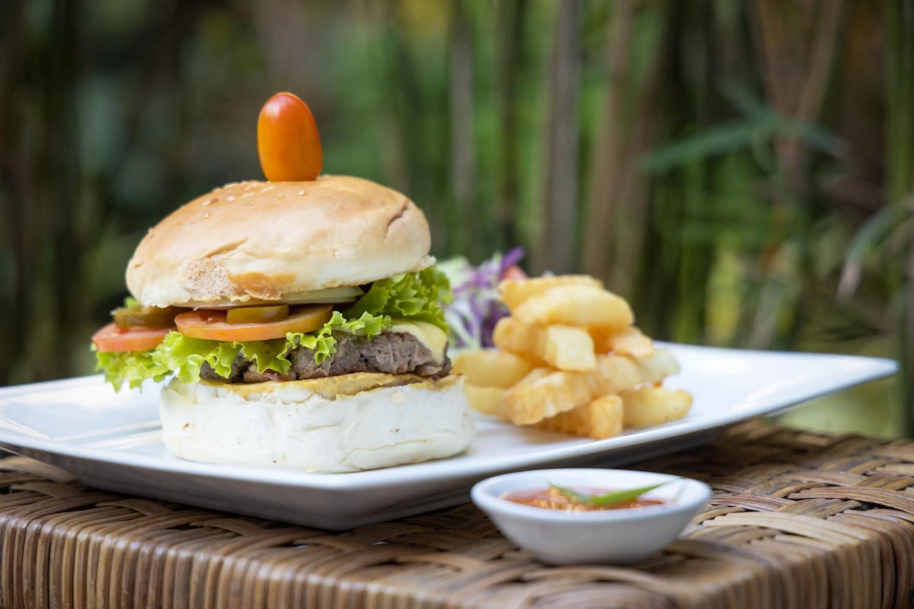 Restaurant/places to eat in The Five Senses Boutique Hotel