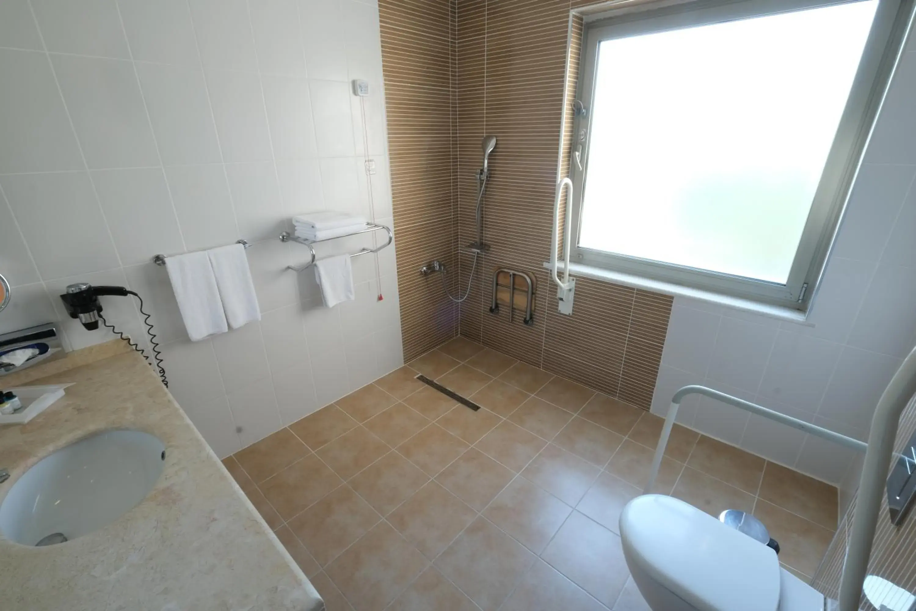 Shower, Bathroom in Euro Park Hotel Bursa