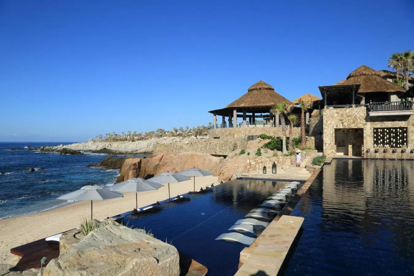 Swimming pool in Esperanza - An Auberge Resort