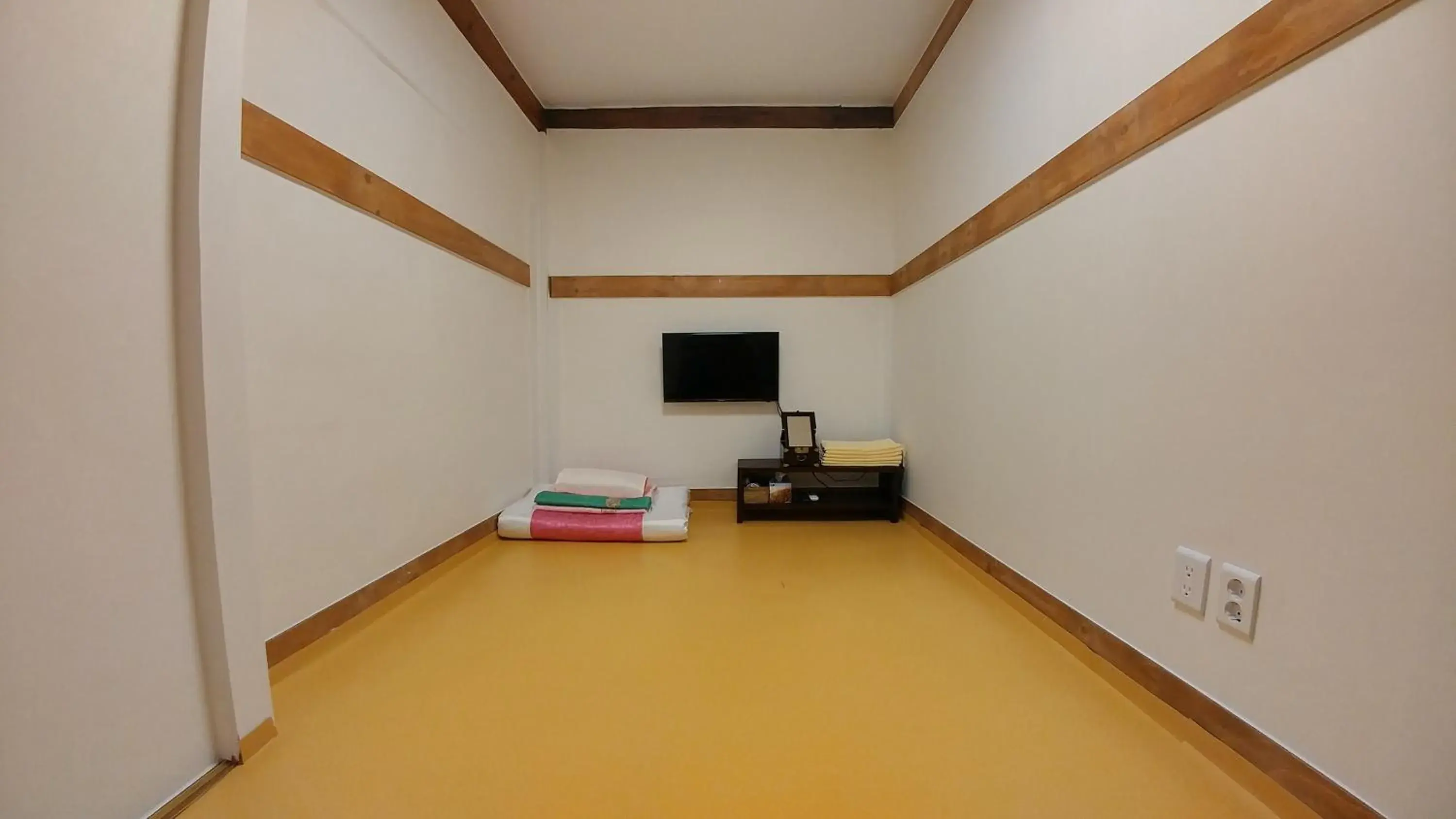 Photo of the whole room in Bukchon Sosunjae Hanok Guesthouse