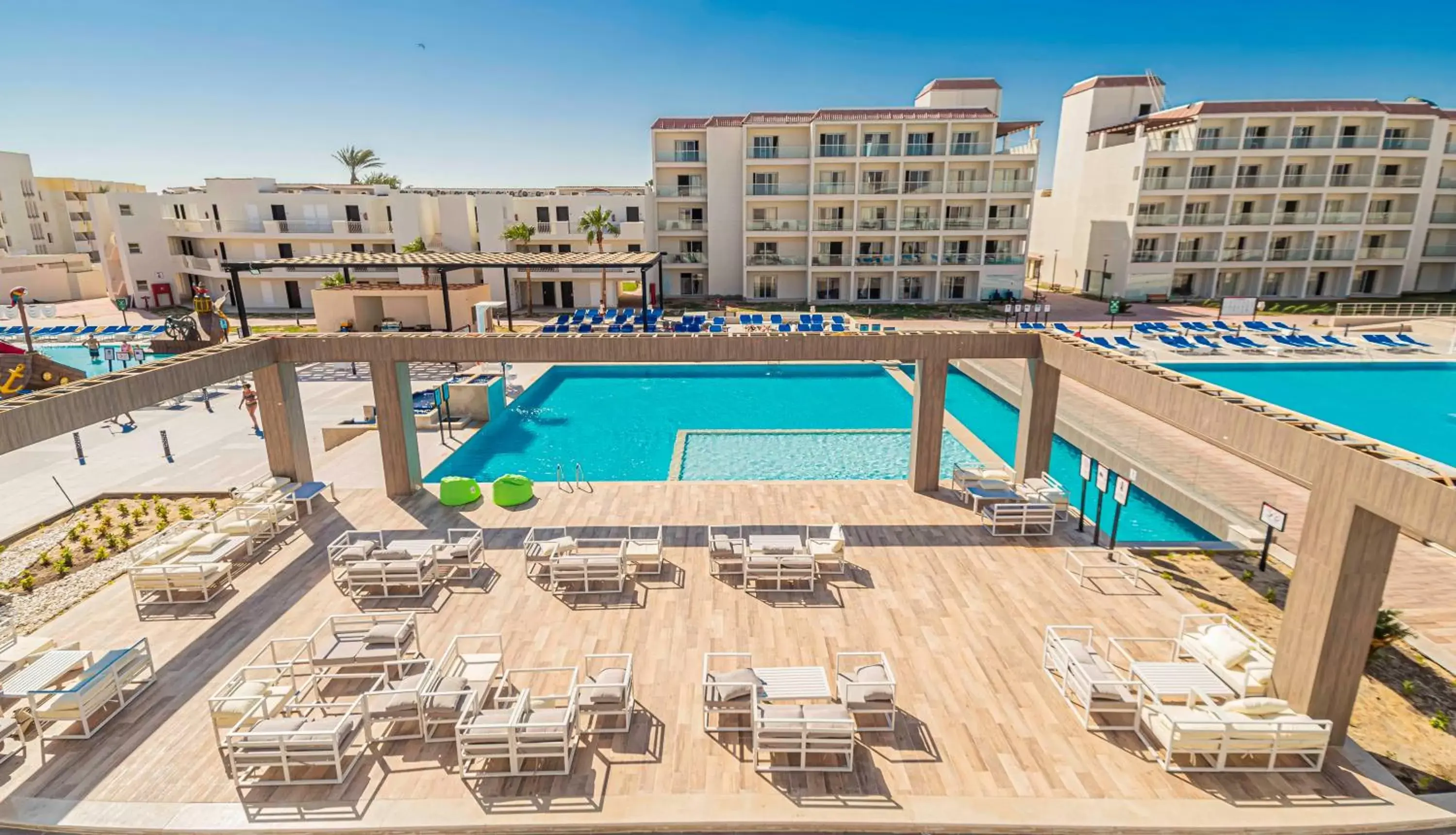Pool view in Amarina Abu Soma Resort & Aquapark Pool view in Amarina Abu Soma Resort & Aquapark