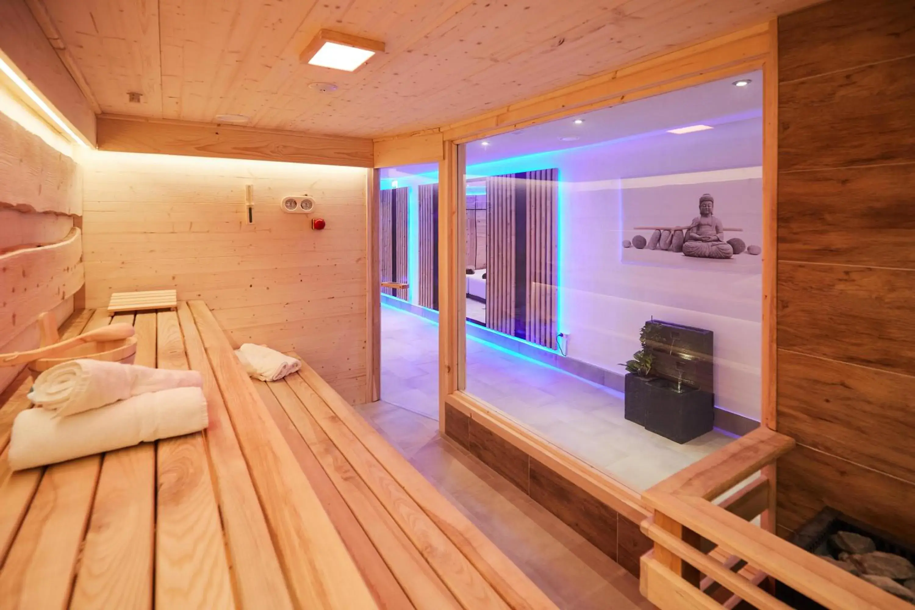 Sauna, Swimming Pool in Hotel Rupertihof