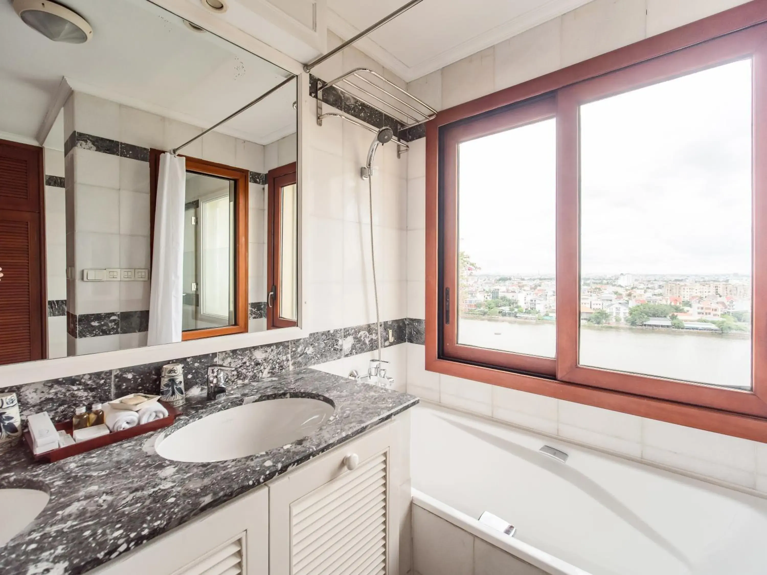 Bathroom in Saigon Domaine Luxury Residences