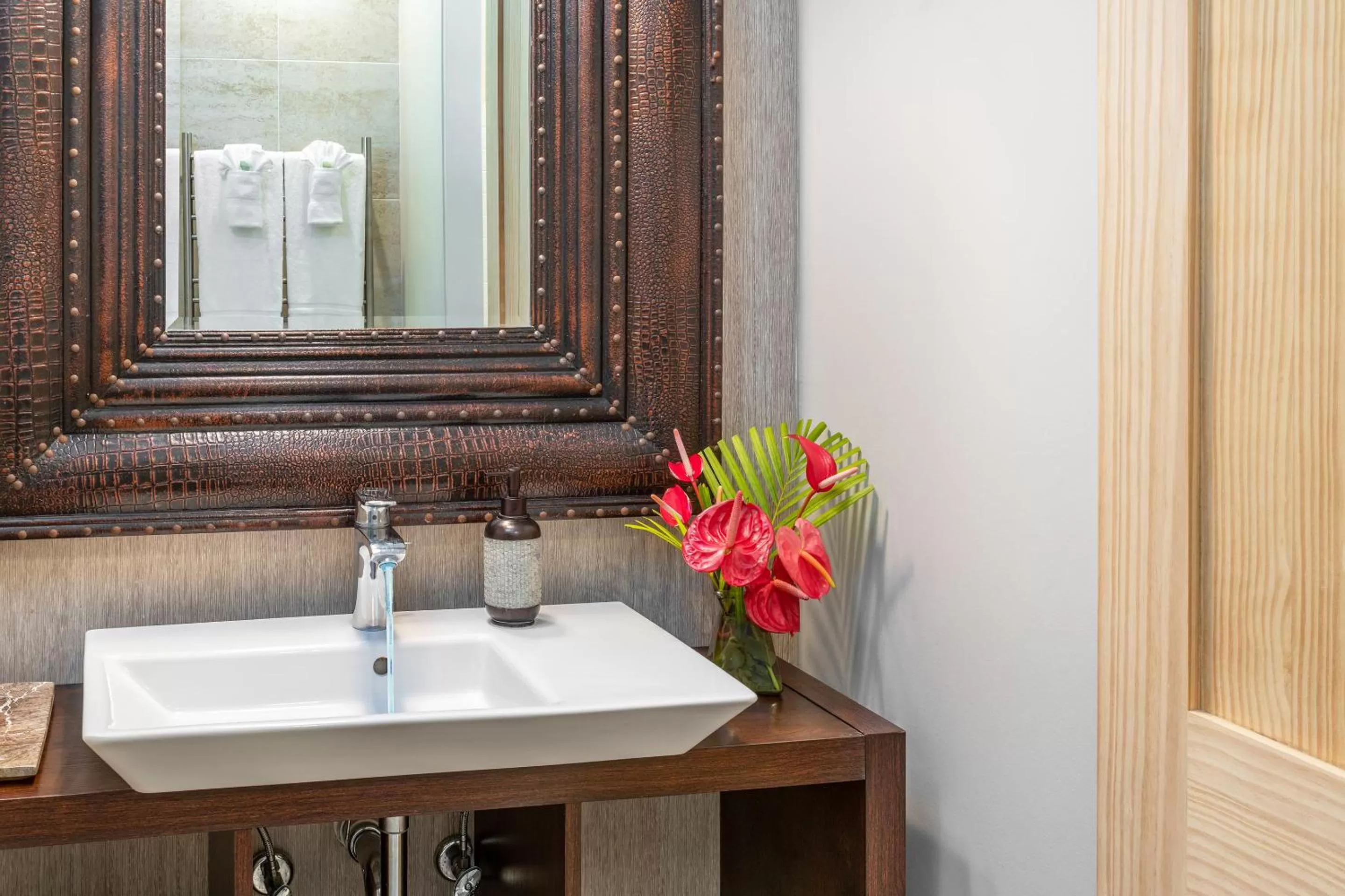 Bathroom in Volcano Village Estates