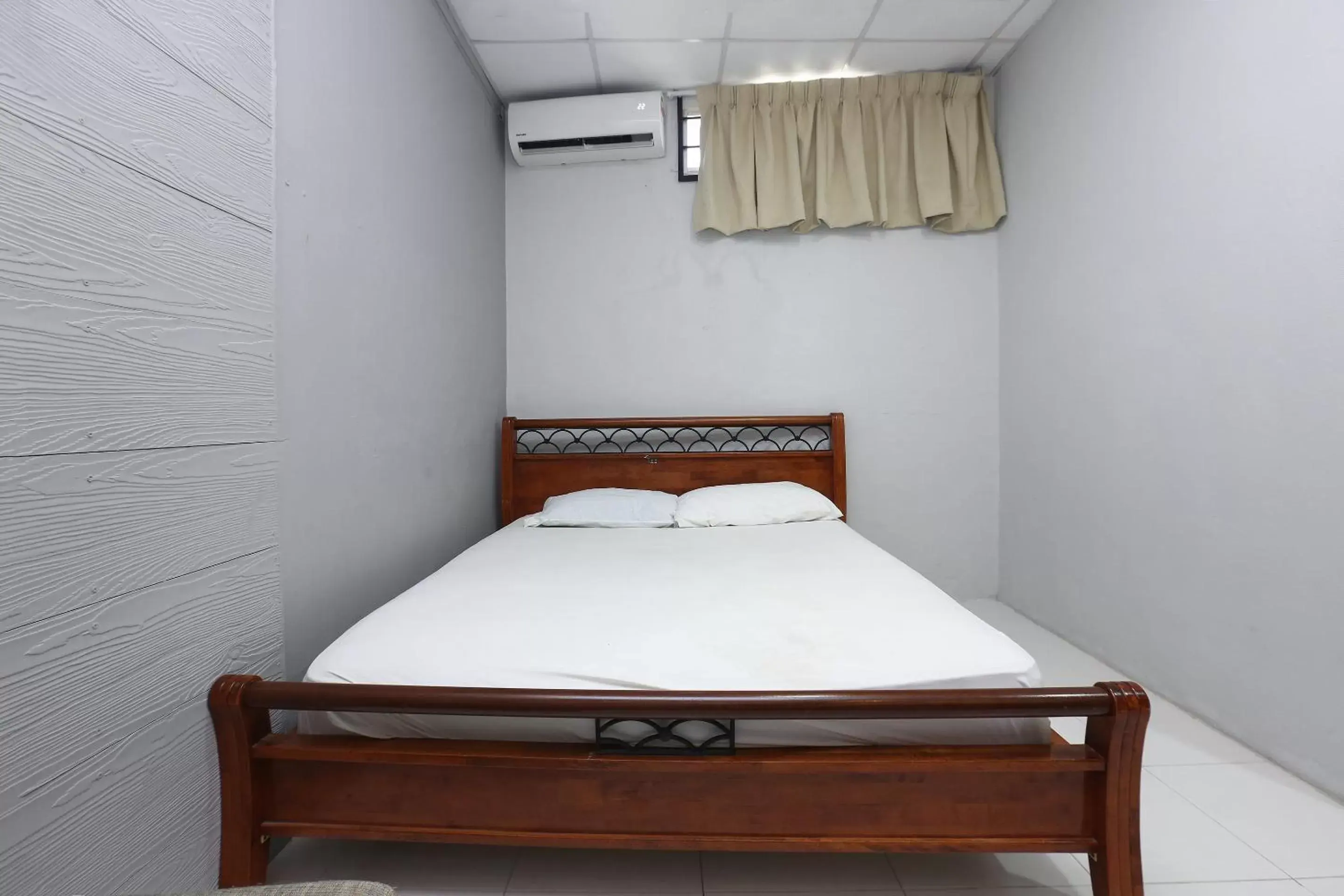 Bedroom, Bed in SPOT ON 89796 D'noor Budget Inn