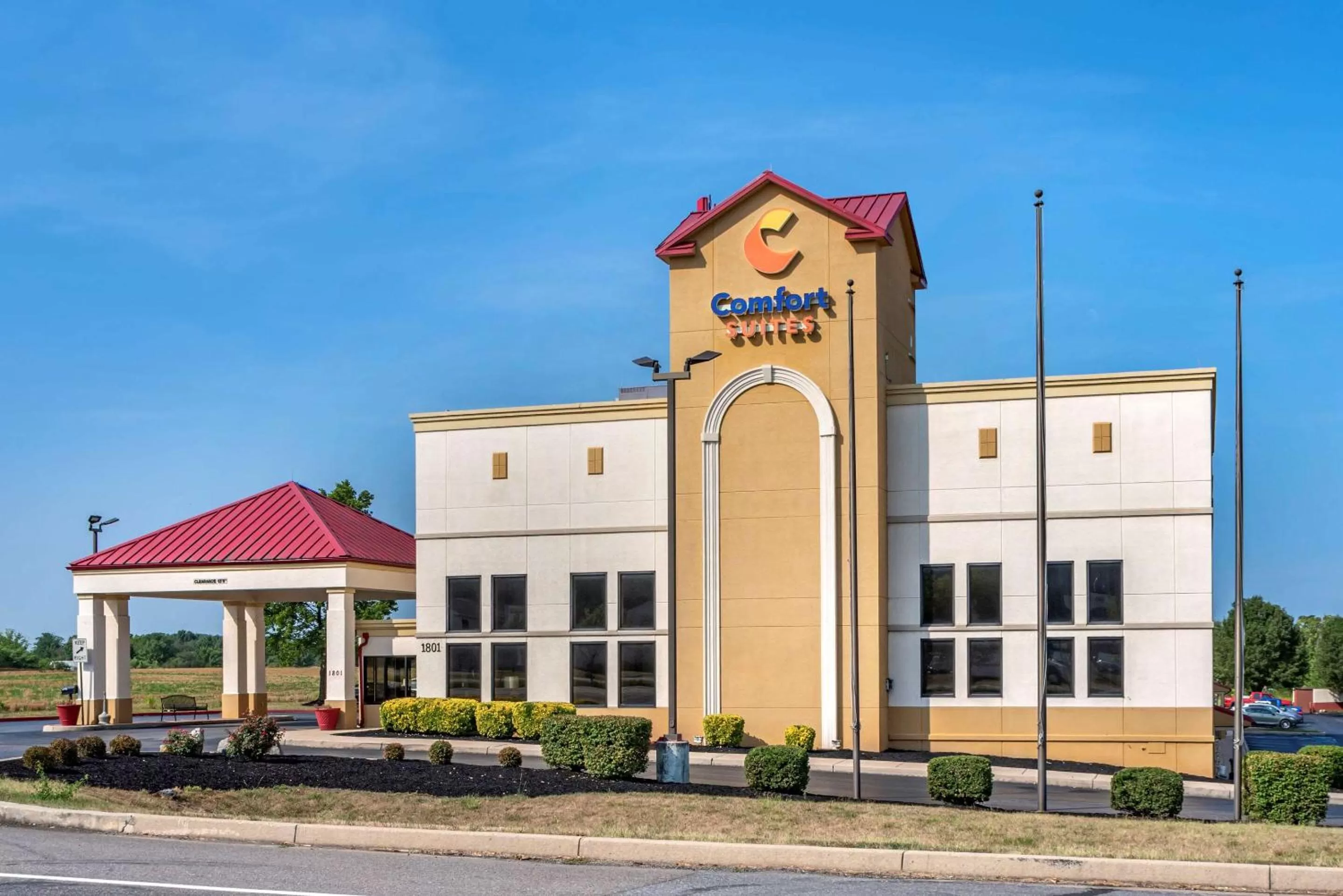 Property building in Comfort Suites Hagerstown