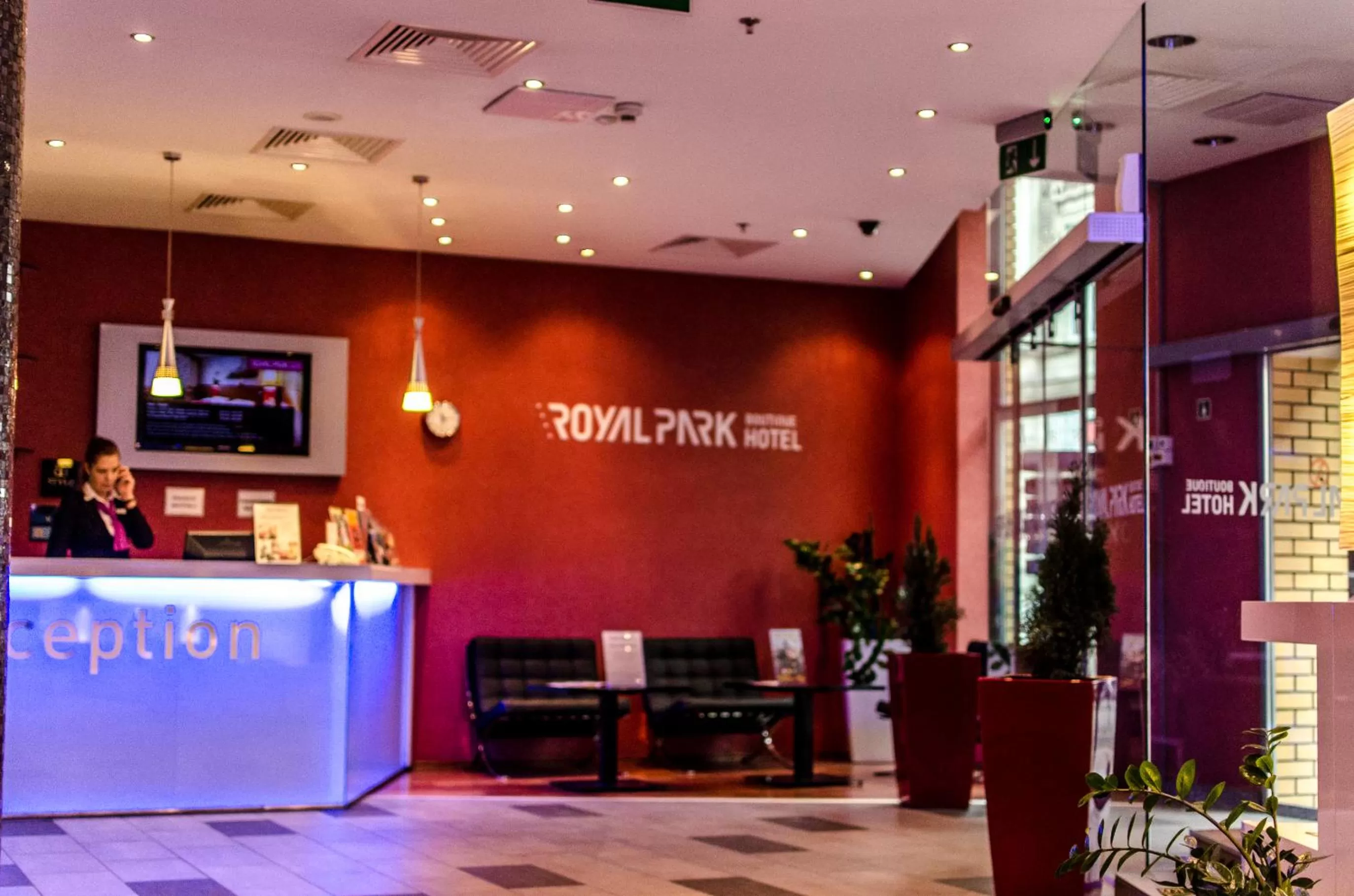 Lobby or reception in Royal Park Boutique Hotel