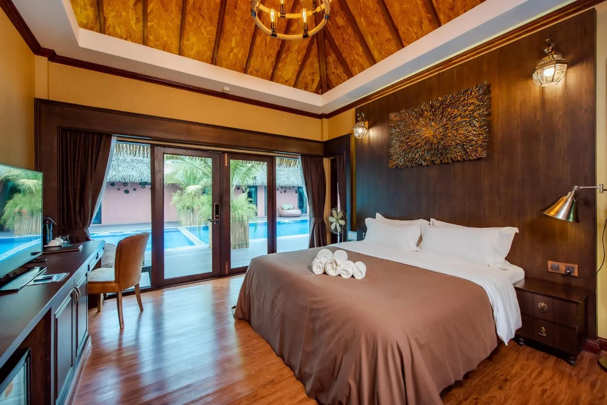 Photo of the whole room in Khum Damnoen Resort