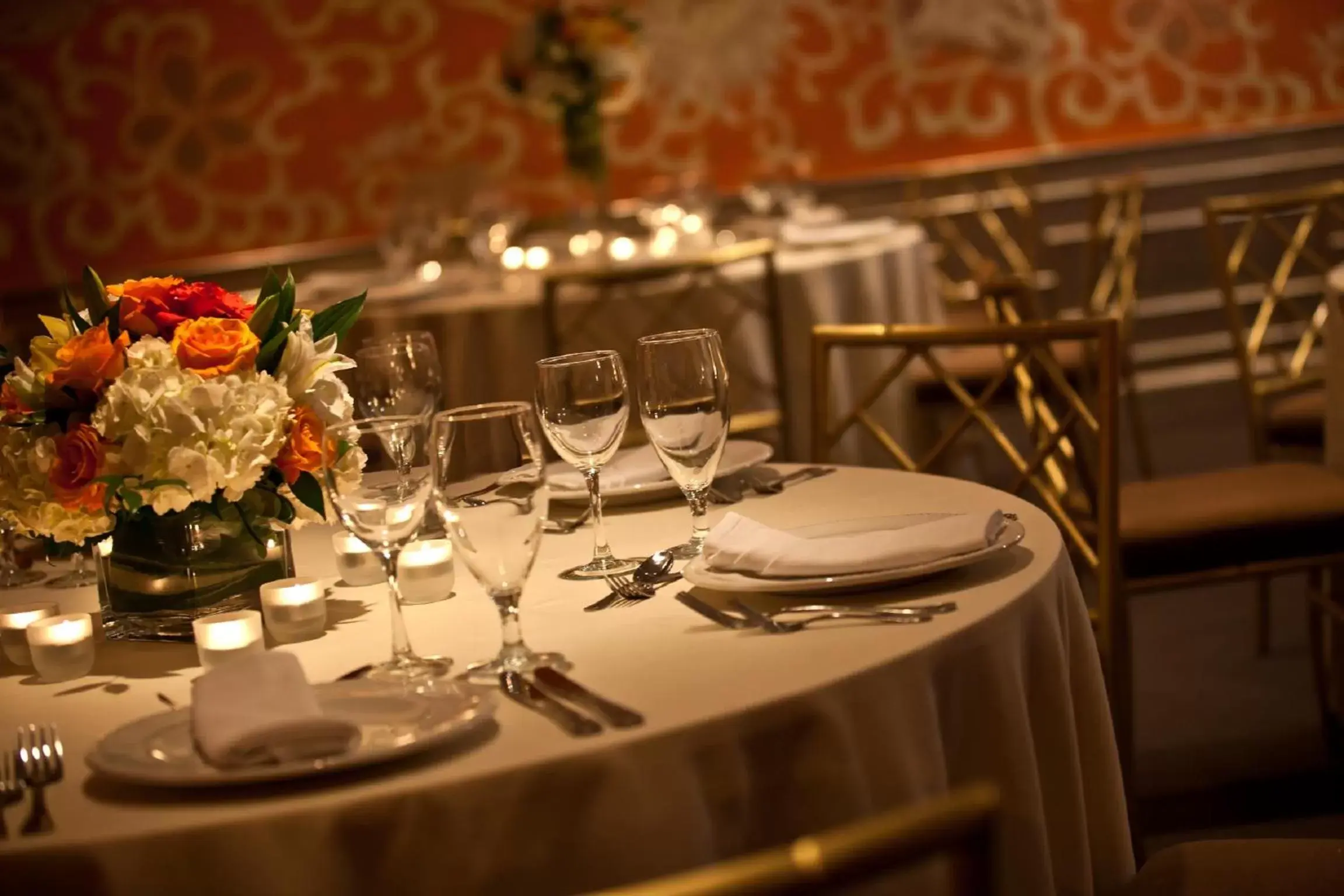 Restaurant/places to eat in Hotel Lombardy Restaurant/places to eat in Hotel Lombardy