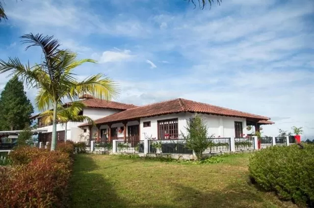 Property building in Hotel Reserva Monarca