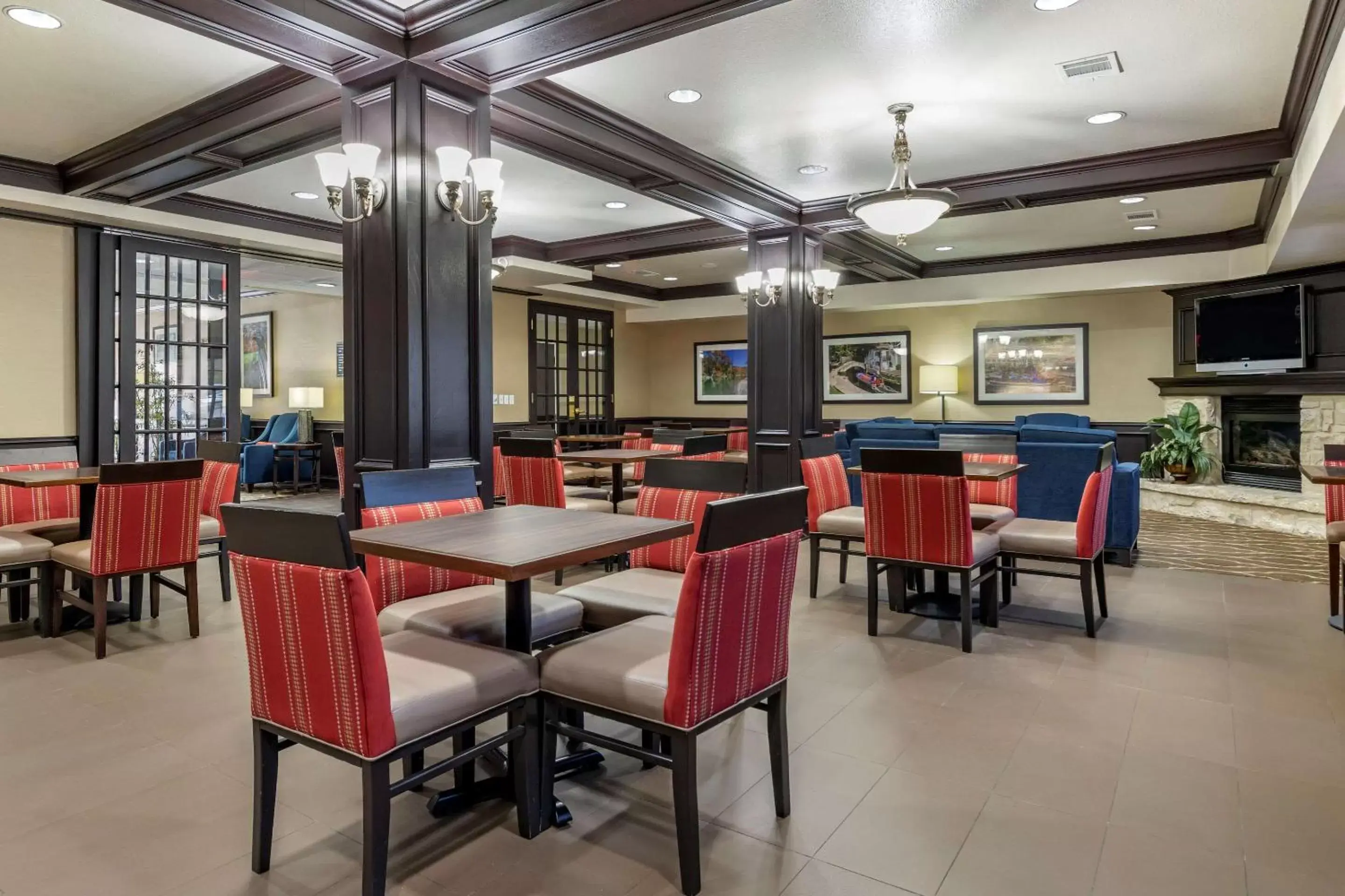 Restaurant/Places to Eat in Comfort Inn & Suites Texas Hill Country