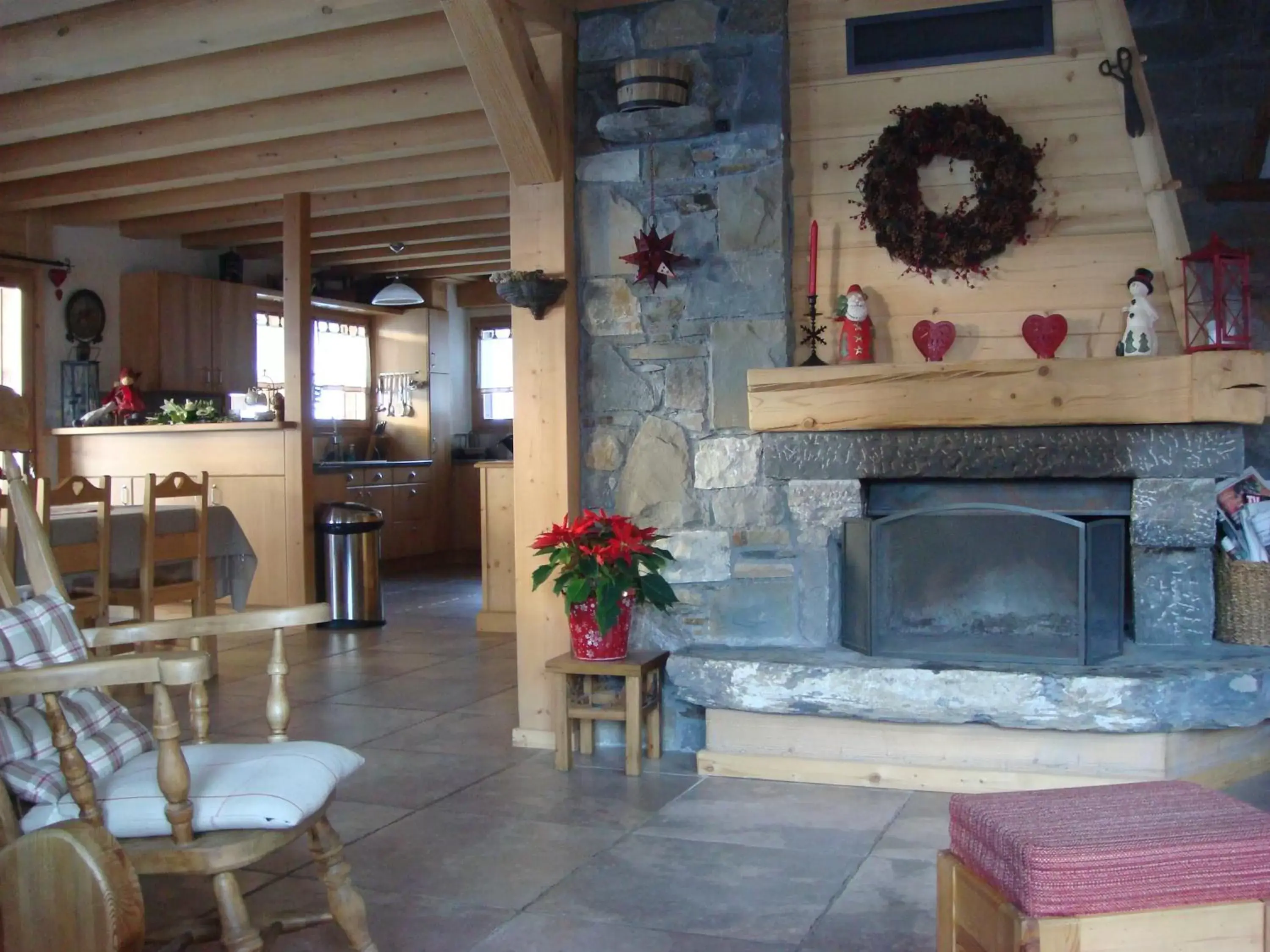 Lounge or bar in Bed and Breakfast Chalet Manava